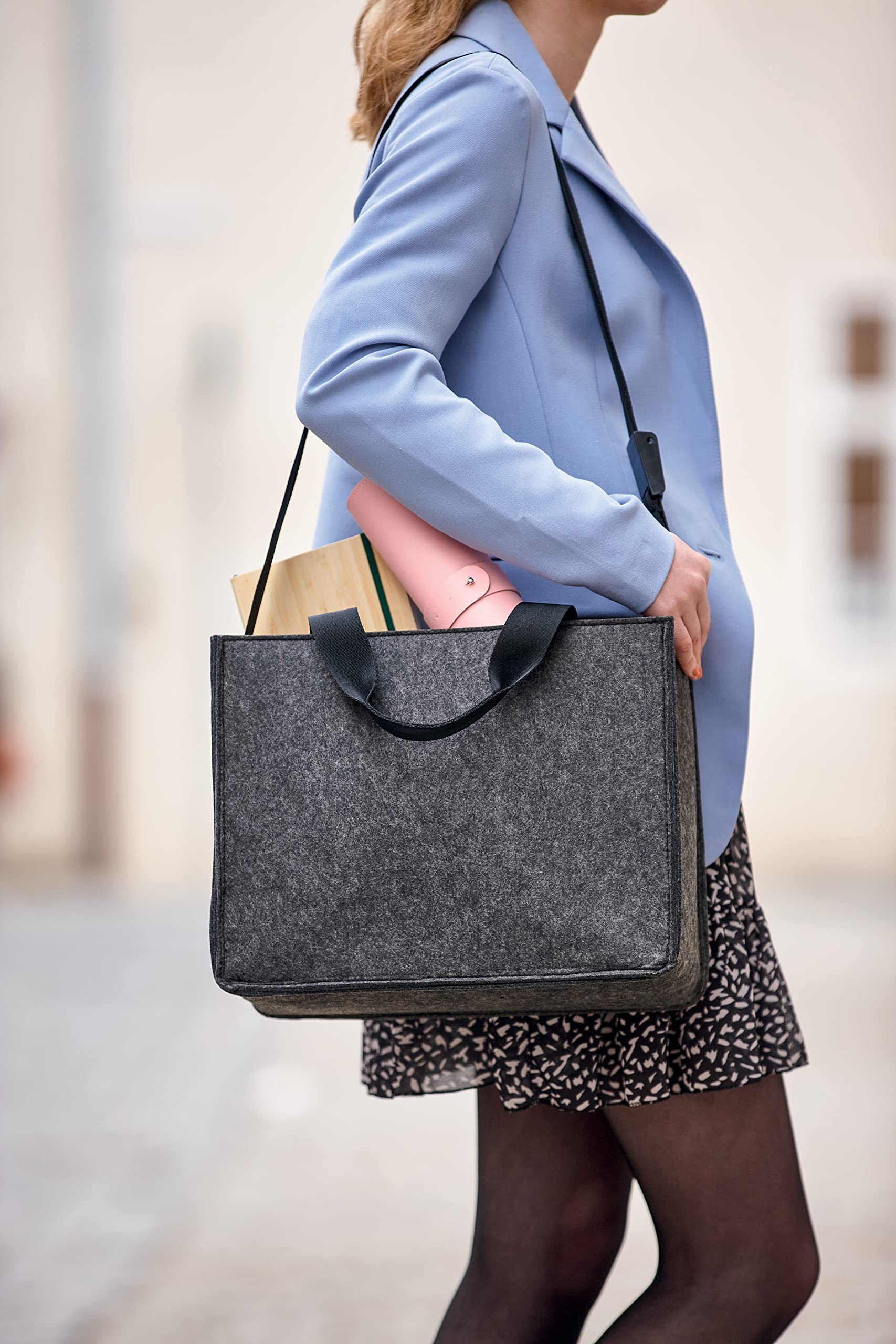 Sigel Desk Sharing Bag Classic dunkelgrau Medium Laptop bis 15,4 Zoll | BA410, Organizer für mobiles Arbeiten, absolut sicherer Stand, synthetischer Filz, 36 x 15 x 28 cm