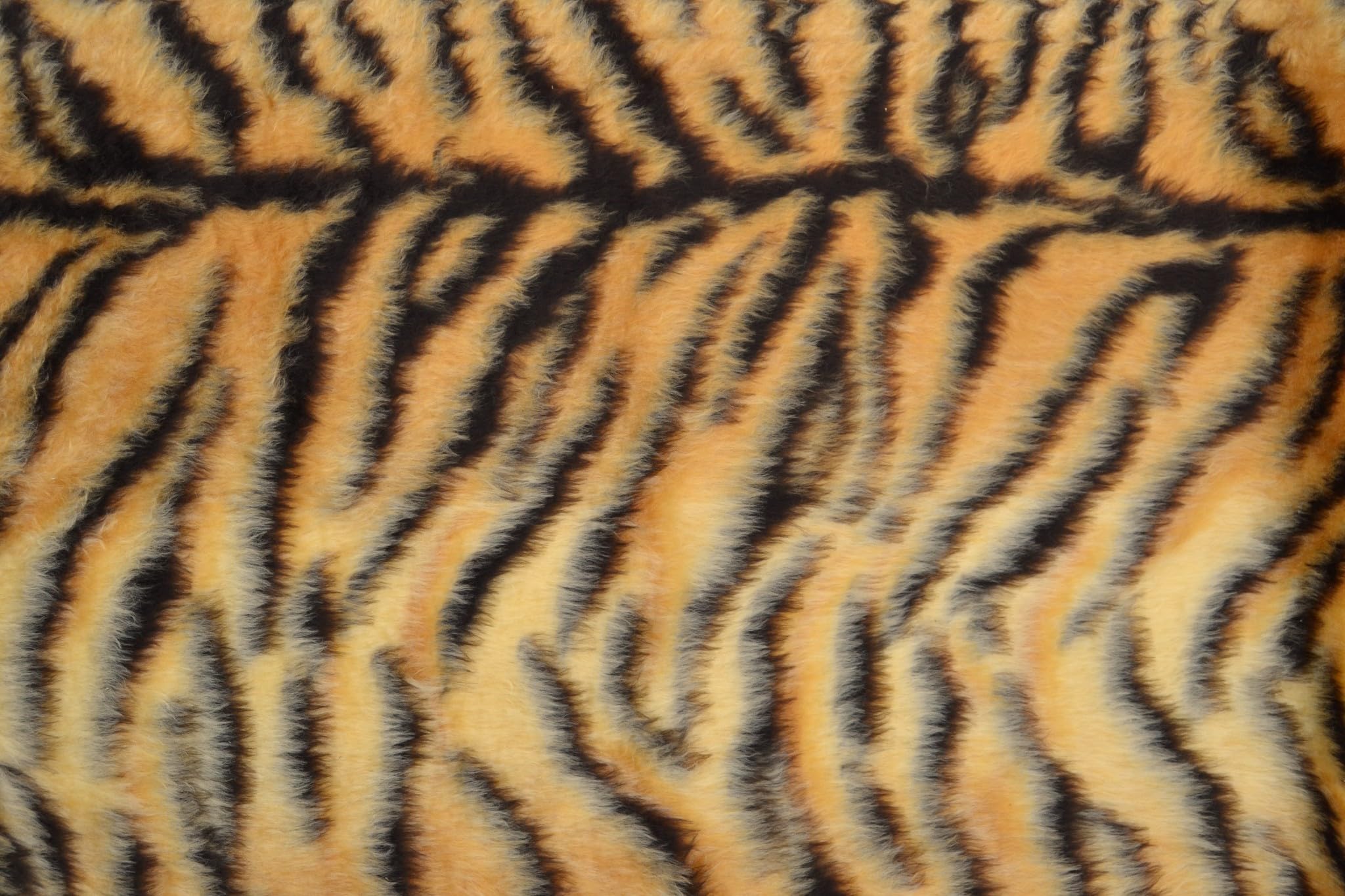 celloexpress Tiger Fun Fur - 20mm Pile Teddy Bear & Soft Toy Making Faux Animal Fabric (1/2m - 50cm x 150cm)