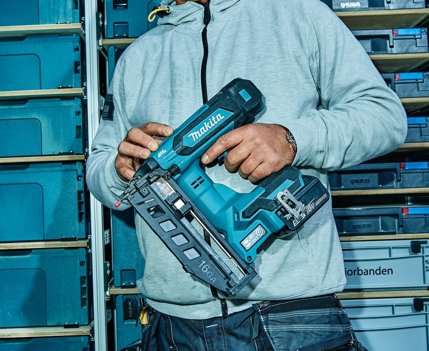 Makita DBN601Z gwoździarka akumulatorowa 18 V (bez akumulatora, bez ładowarki)