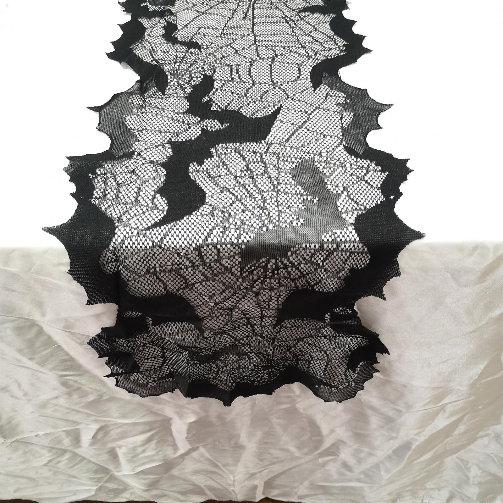 12 Idées Créatives Pour Décorer Une Table D'Halloween - Déco Idées