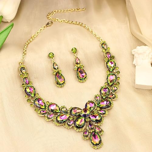 Vista 3 de Juego de joyas de cristal austriaco para mujer, diseño de lágrima de cristal austríaco, collar y aretes colgantes, para boda, fiesta, graduación