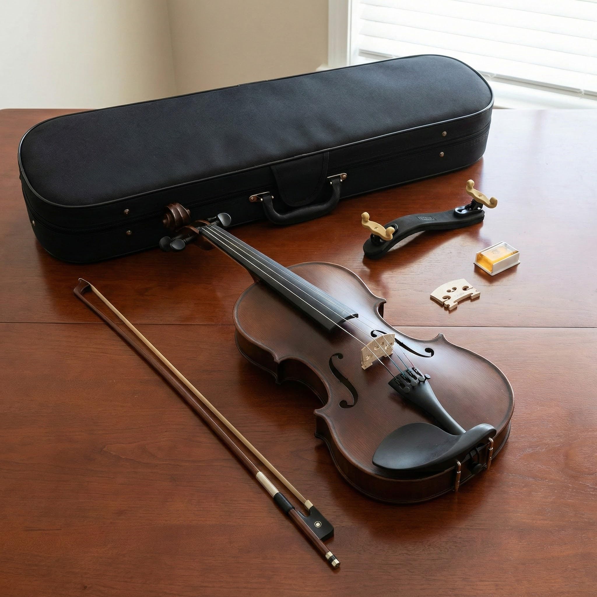 Violine 4/4, Handgefertigt aus Massiv-Fichten- & Ahornholz mit Ebenholz-Griffbrett - Komplettset mit Hartschalenkoffer, Bogen & Zubehör für Anfänger und Fortgeschrittene