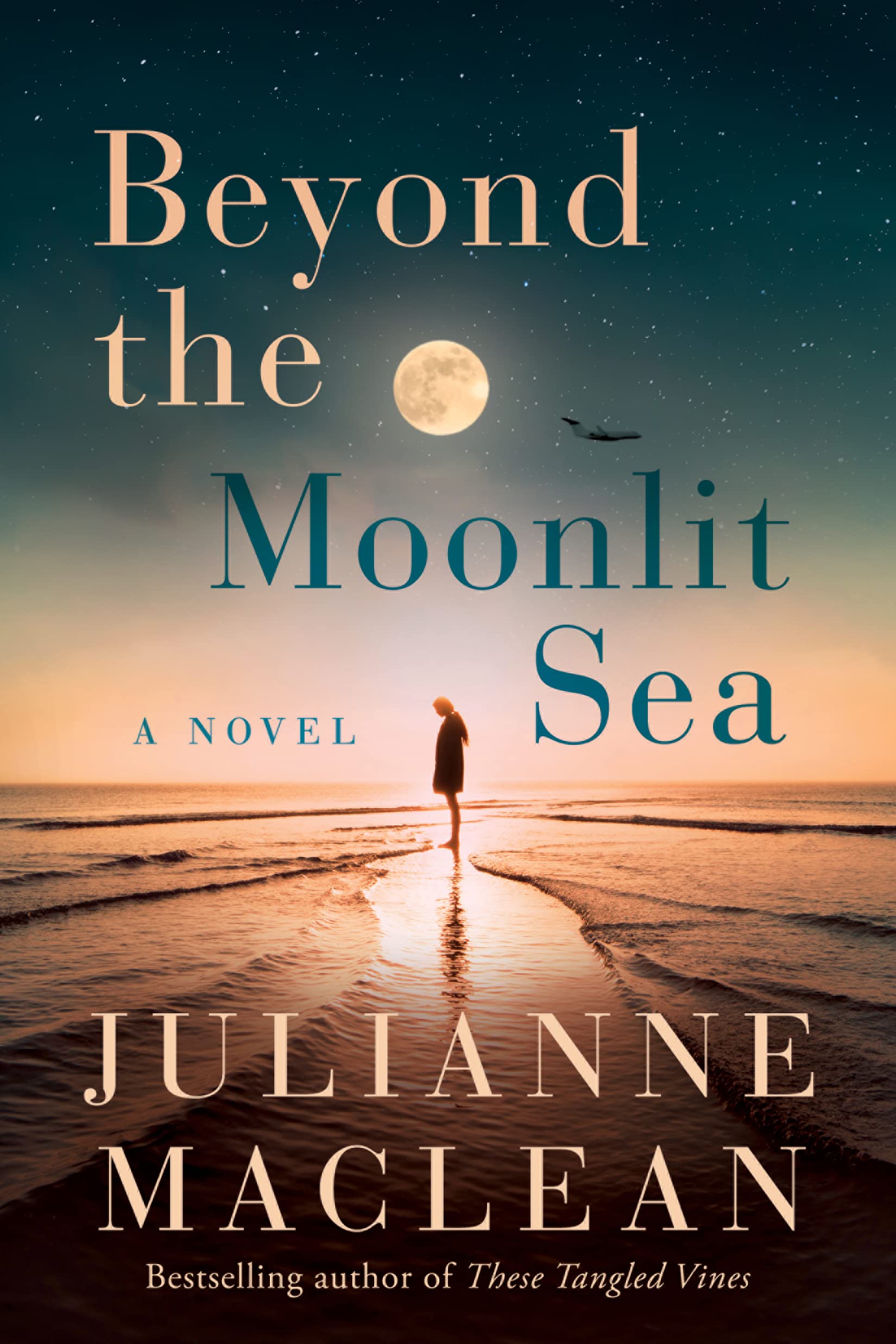 Beyond the Moonlit Sea: A Novel (English Edition)