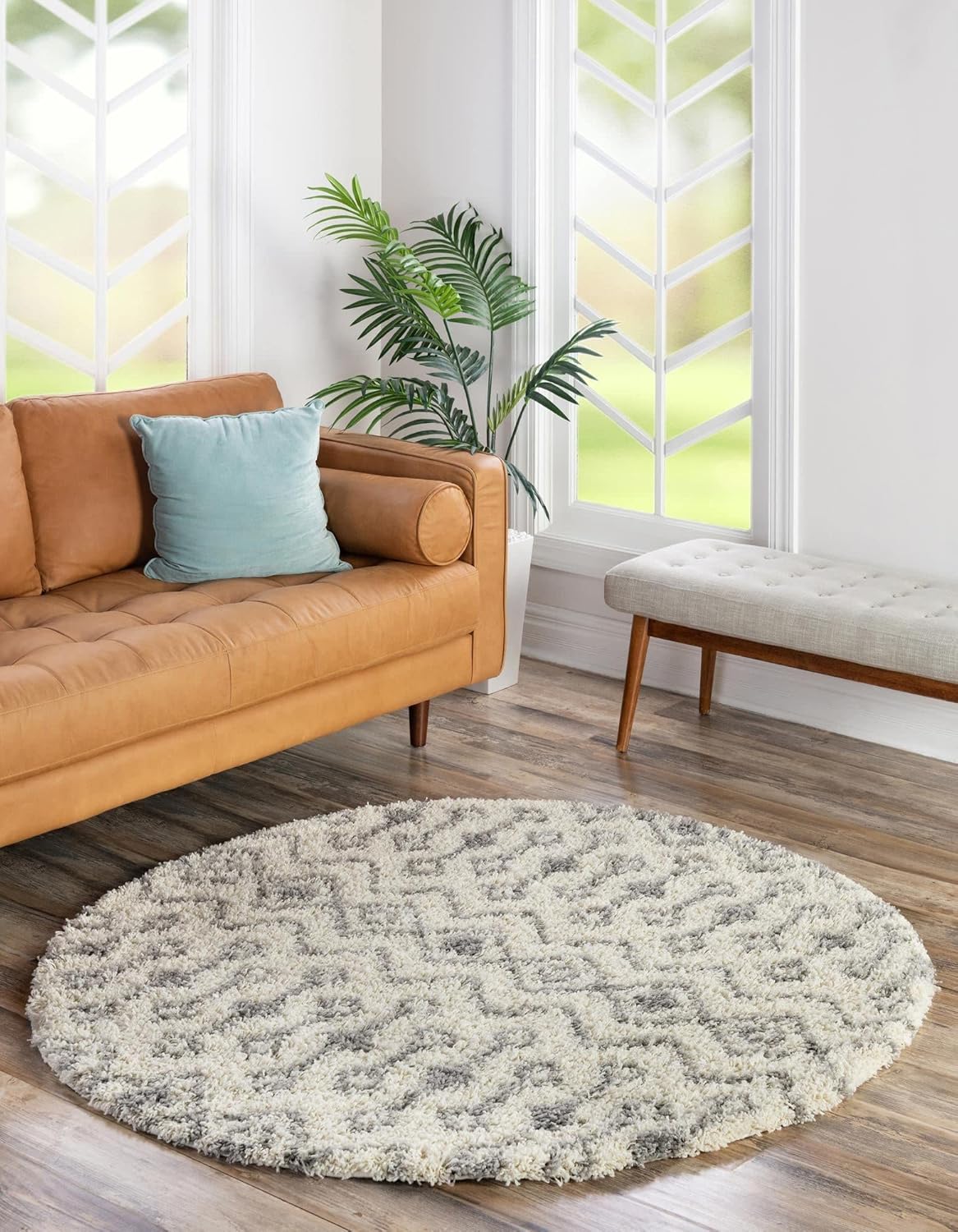 Rugs.com Moroccan Trellis Shag Collection Rug  5' Round Ivory Shag Rug Perfect for Kitchens, Dining Rooms
