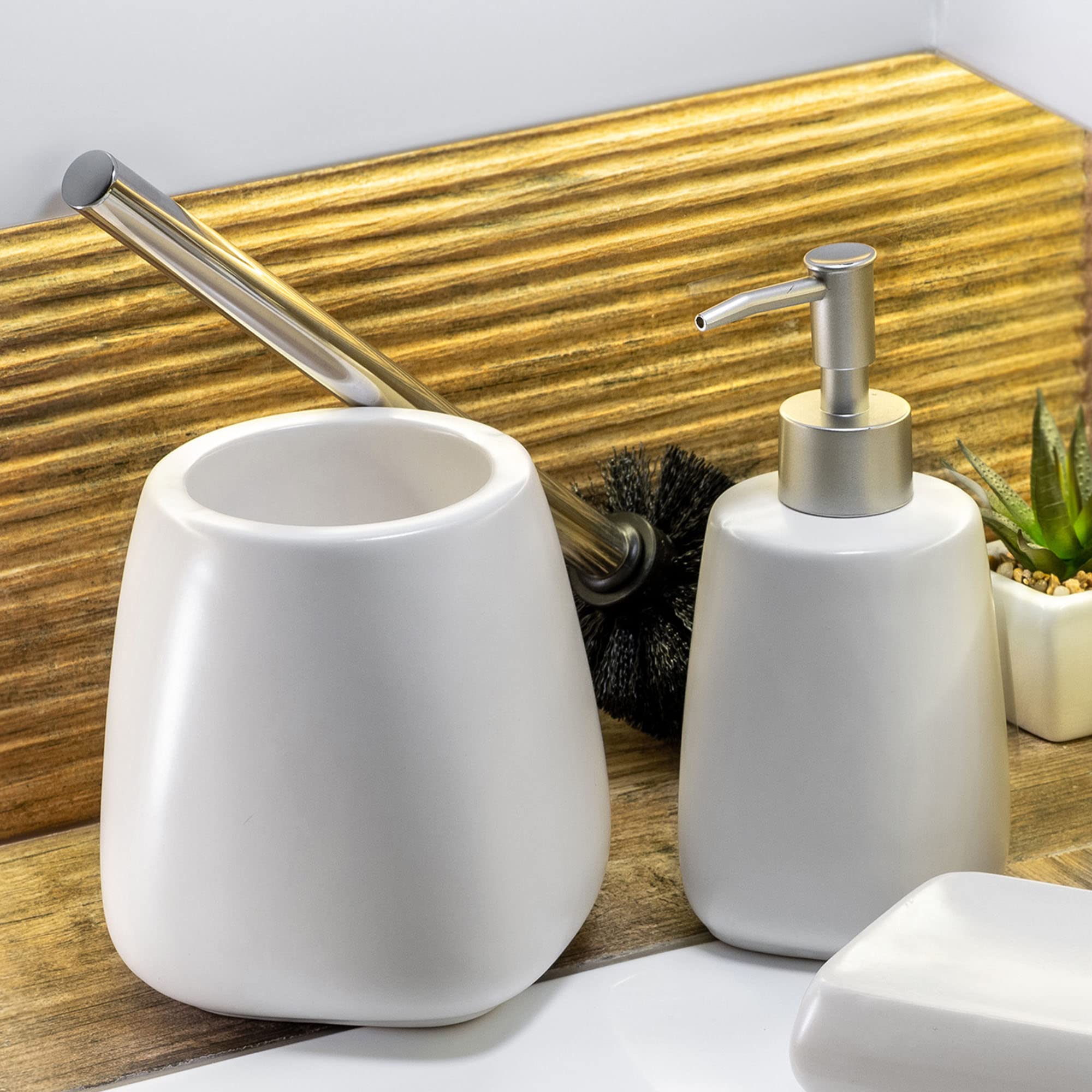 KADAX Escobilla de Baño con Base de Cerámica, Mango Largo de Acero y Cerdas Duraderas para una Limpieza Profunda de Inodoros (Set de 2, Blanco)