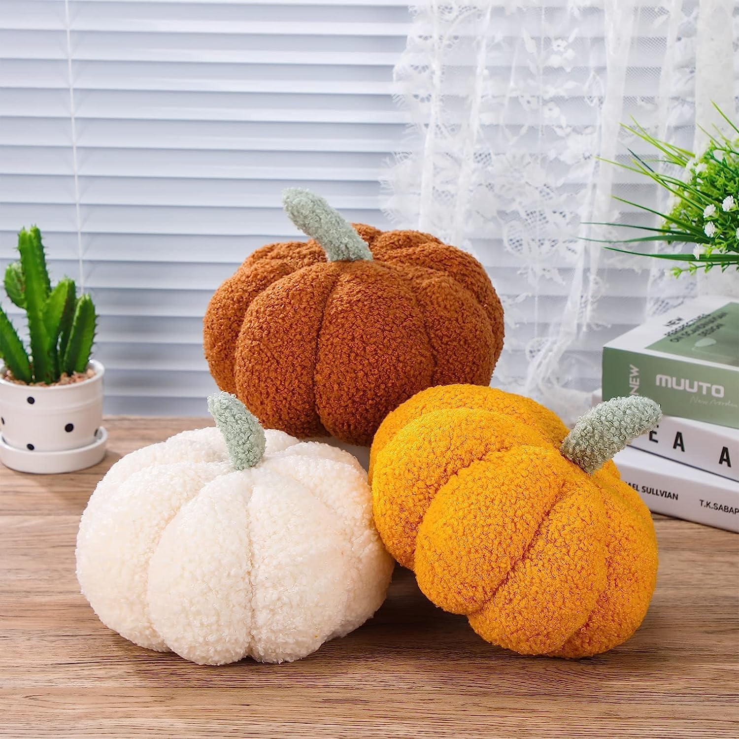SLEEPHEAD®3 Pcs Halloween Pumpkin Throw Pillow Cushion 7.87'' 3D Pumpkin Throw Pillows Pumpkin Sofa Throw Pillow Cushion Home Decor for Car Bedroom Sofa Couch Living Room (White, Yellow, Brown)