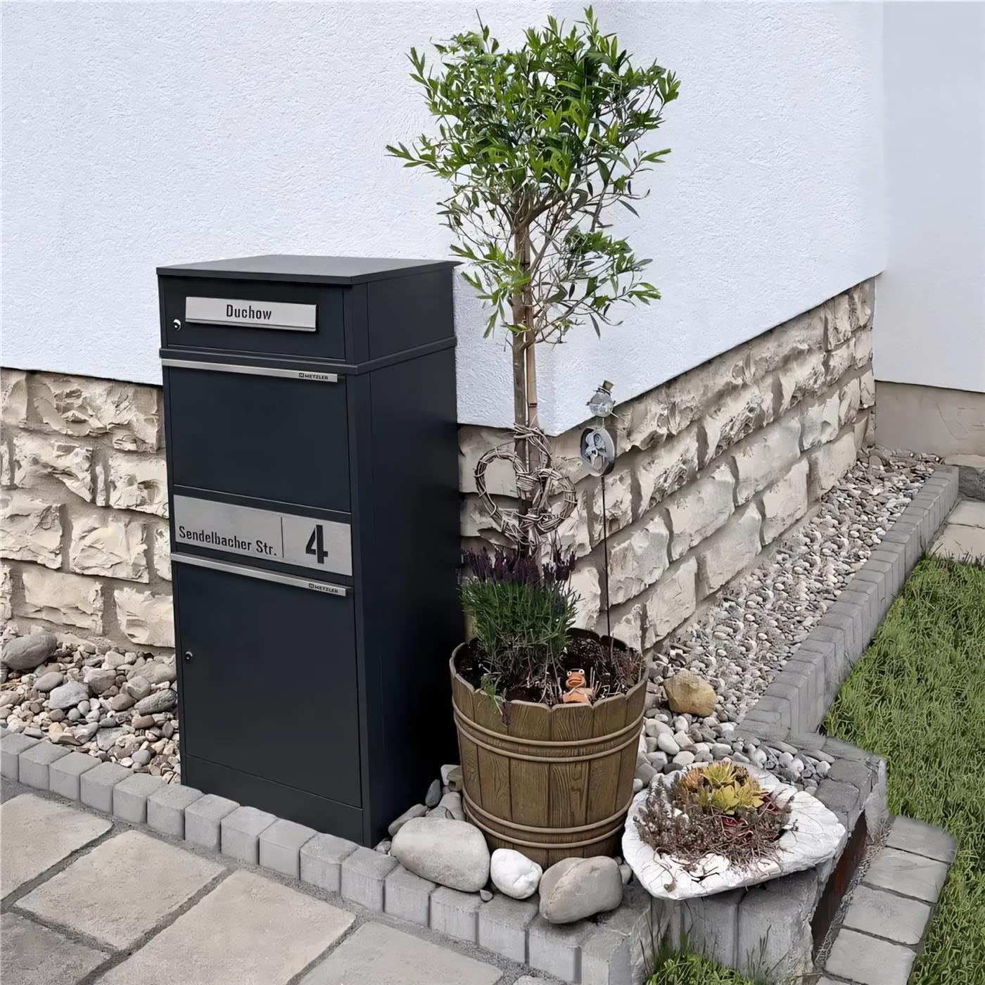 Metzler® boîte à Colis verrouillable avec Plaque Nominative et Grand Compartiment – Anthracite RAL 7016 – Acier thermolaqué, Gravure Laser Durable, réception sans Contact, 10 Ans pièces Bispo 2