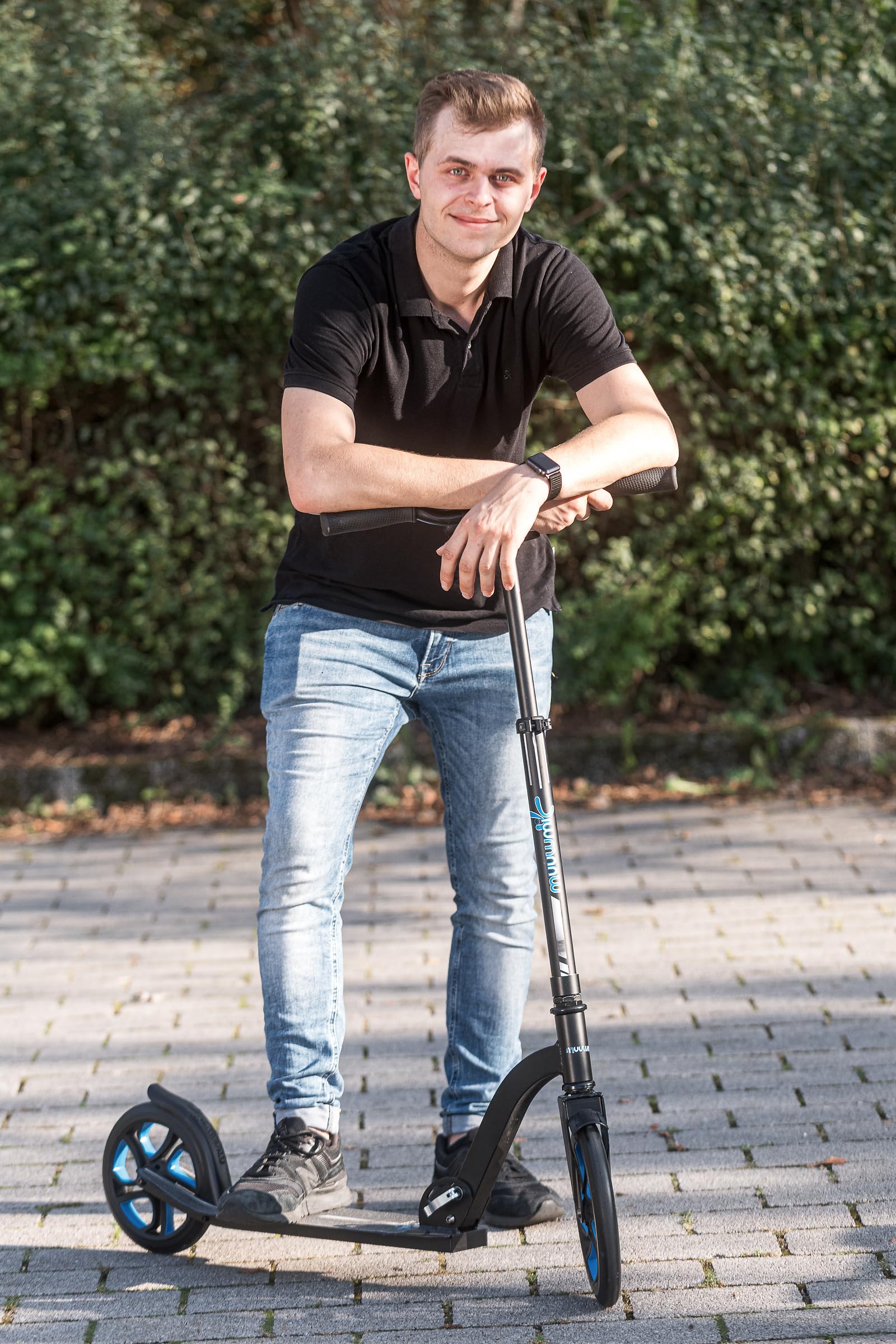 muuwmi Aluminium Scooter Pro – Tretroller, 250/215 mm, ABEC 7, GS-geprüft, höhenverstellbar