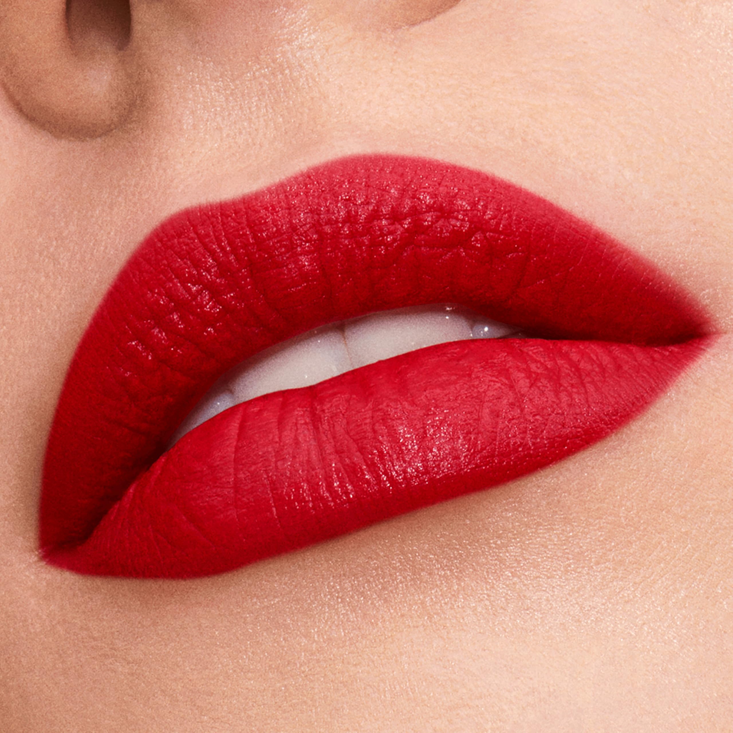 Estée Lauder Pure Color Explicit Silk Matte Lipstick | Rossetto matte lunga durata 12 ore