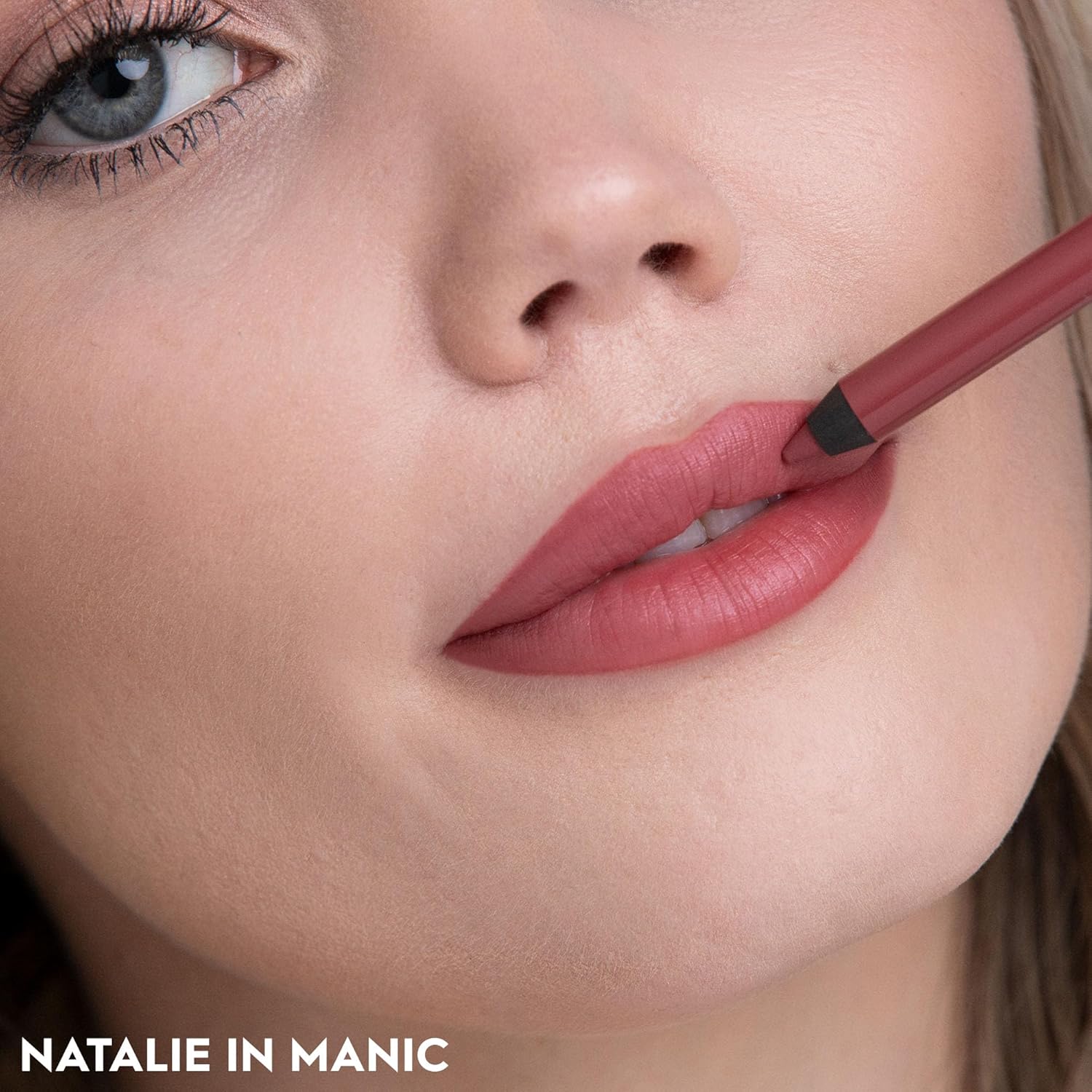 Urban Decay 24/7 Glide-On Waterproof Lip Pencil, Smudge-Proof, Longwearing Lip Liner, Smooth & Creamy Colors, Moisturizing Formula with Vitamin E, Prevents Lip Color from Feathering - 0.04 oz