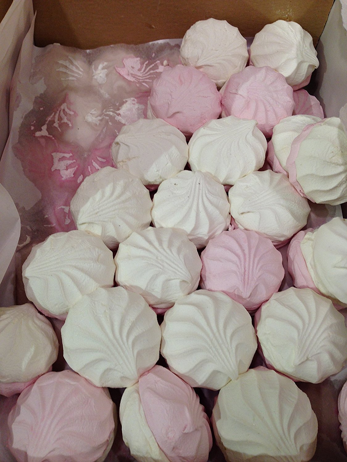 HolanDeli Russian Loose Zefir (Marshmallow) 2LB, 900gr. Includes Exclusive HolanDeli Chocolate Mints.