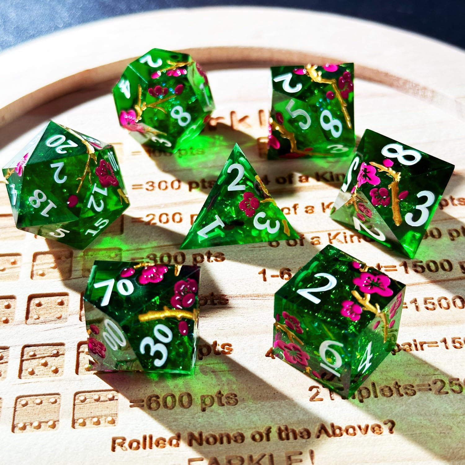 HAOMEJA Resin Flower Dice Set 7pcs/ Sharp Edged Polyhedral Dice/Apply to D&D/DND/RPG-MTG/Role Playing Table Game/Easter/Halloween Party Gift (Green & White Numbers)