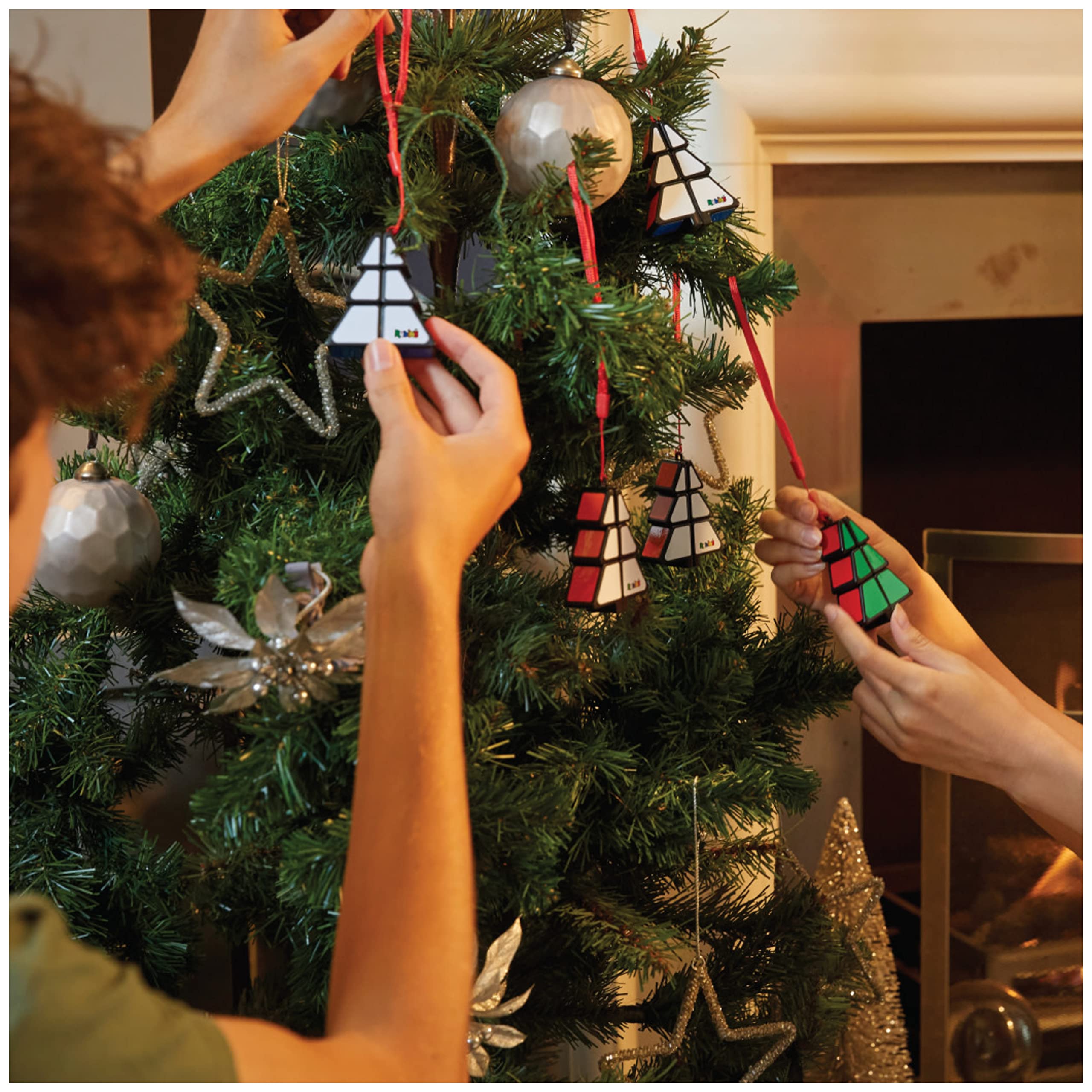RUBIK'S, Albero di Natale Cubo di Rubik's, l'Originale Cubo di Rubik's, Regalo di Natale per Albero, Decorazione Albero di Natale, 8+ Anni