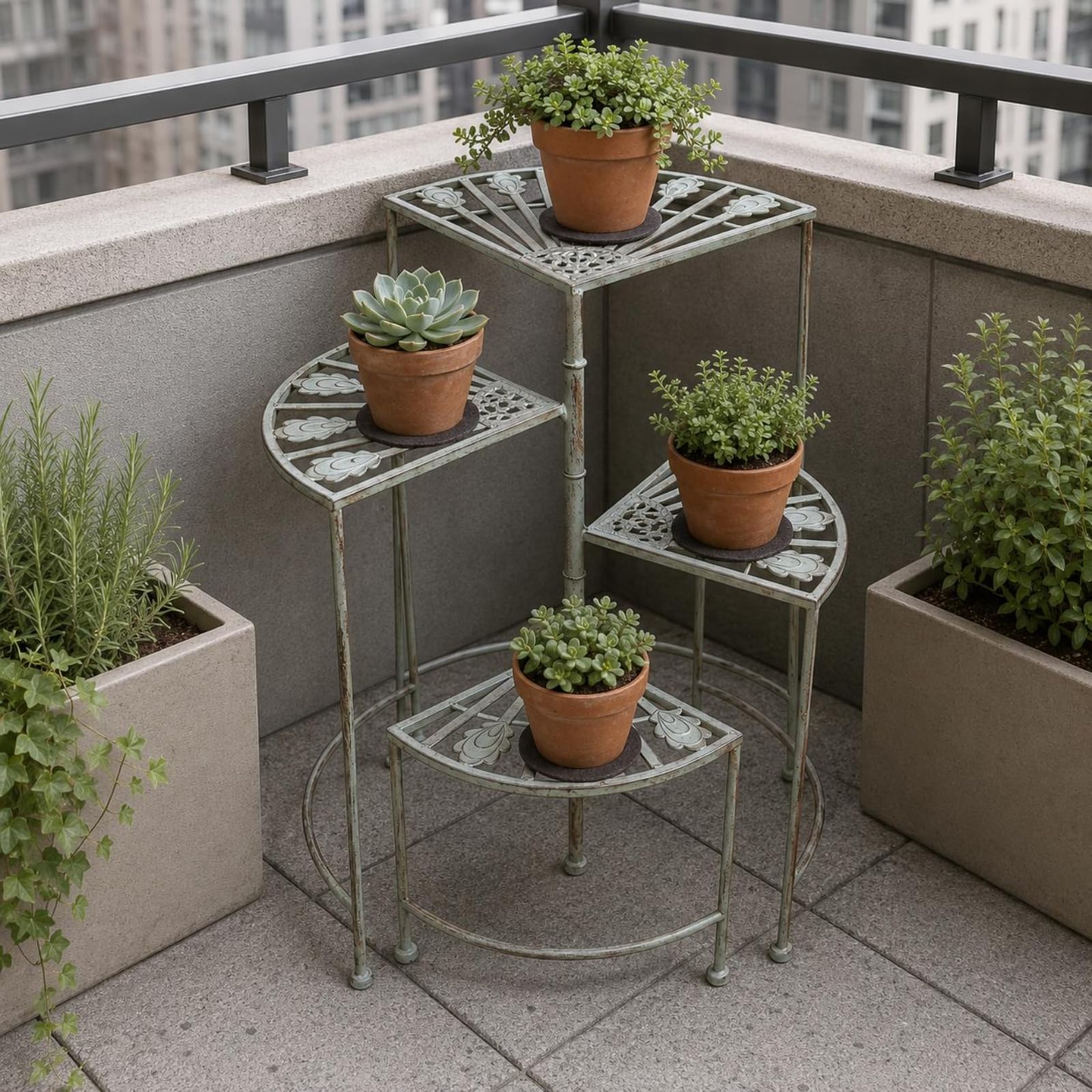 Portavasi a 4 Livelli Livelli Traforato Portavasi in Metallo Decorativo Portapiante in Metallo per Patio , Bianco Invecchiato