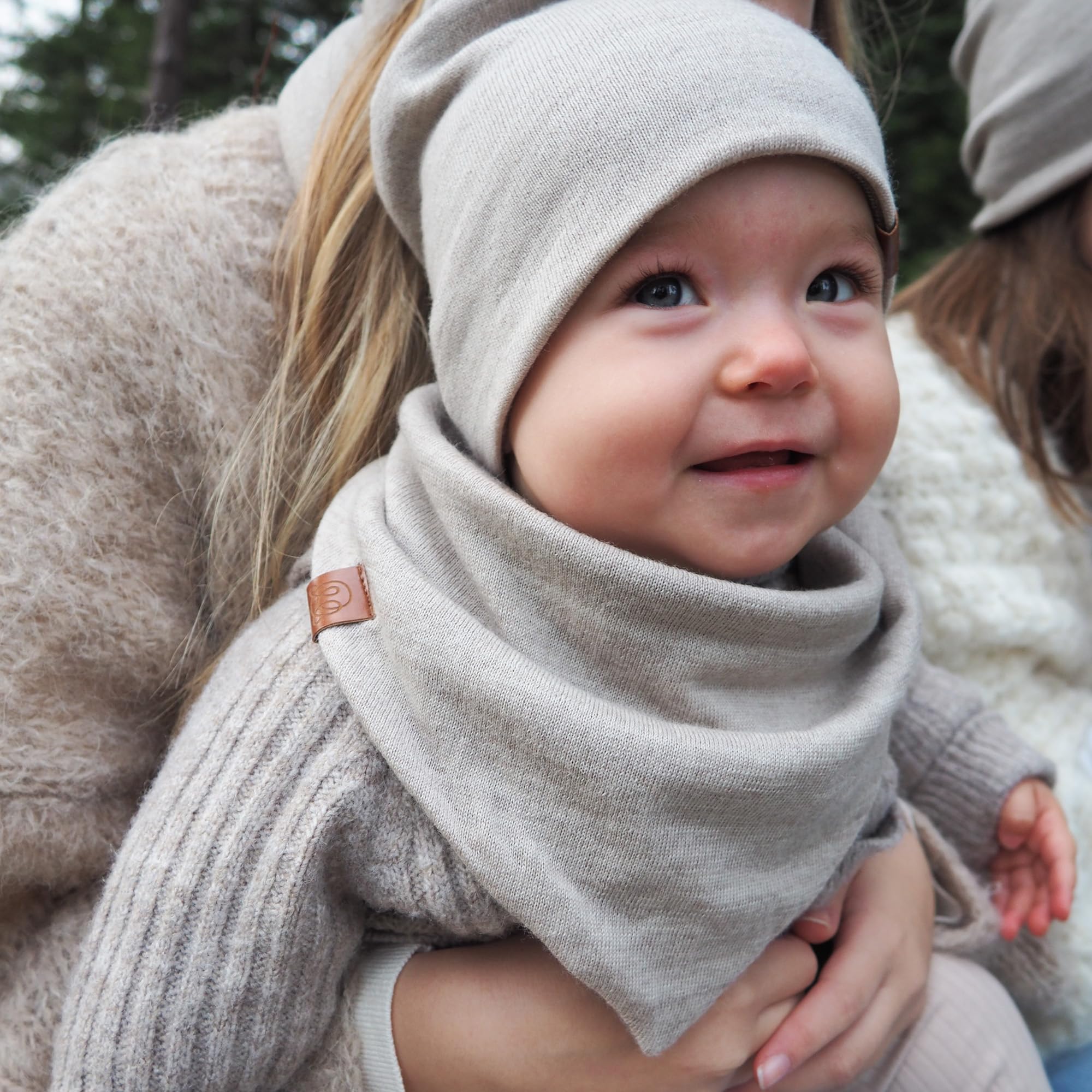 MayLily - Halstuch Merinowolle - Halstücher - Dreieckstuch - Unisex Baby Halstuch - Unisex Kinder Schal - Bindetuch Kopftuch - Mädchen Junge Baby -