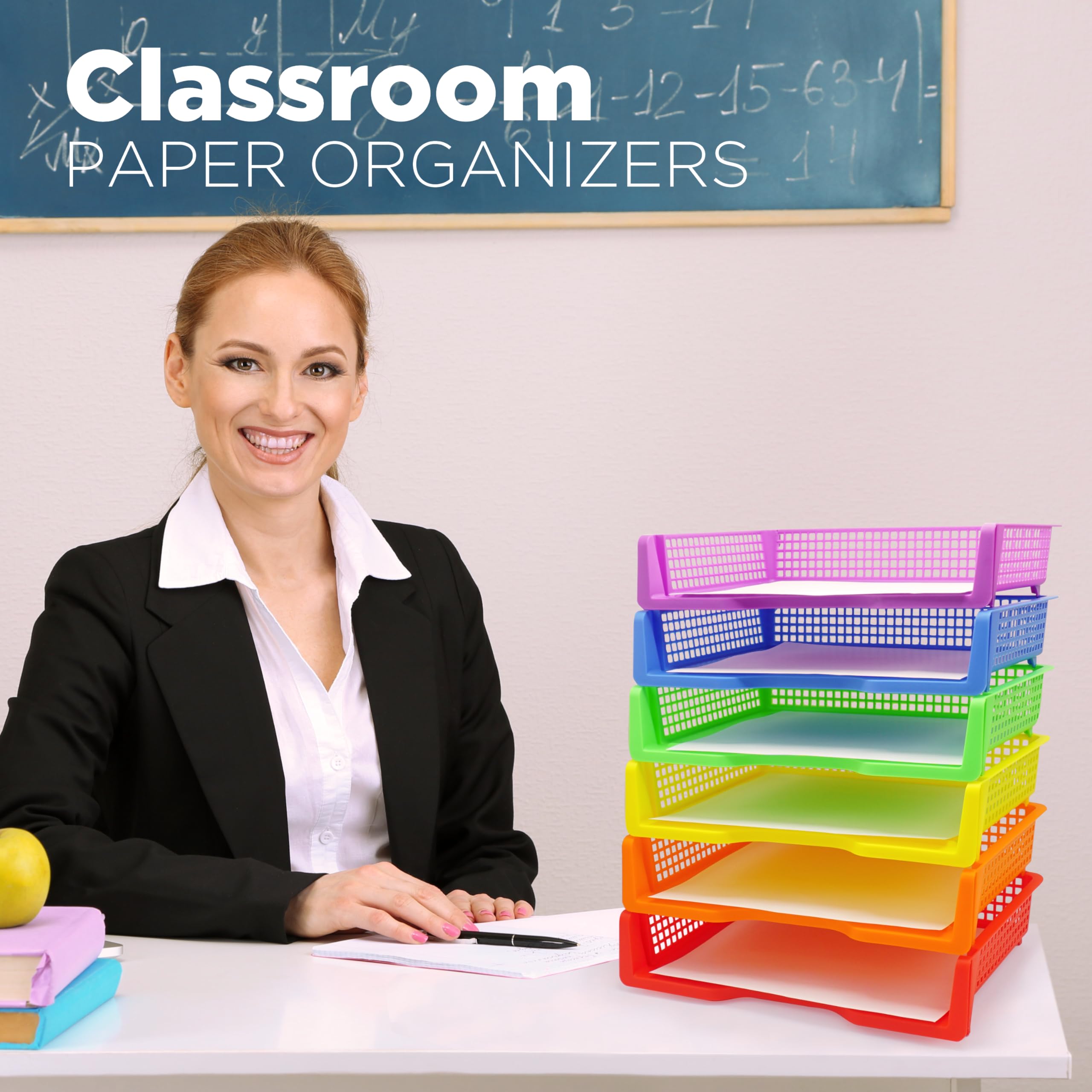 4E's Novelty 6 vassoi colorati in plastica per insegnanti, vassoi durevoli da girare, organizer per carta in classe, cestini impilabili per scrivania da ufficio, forniture per organizzazione in
