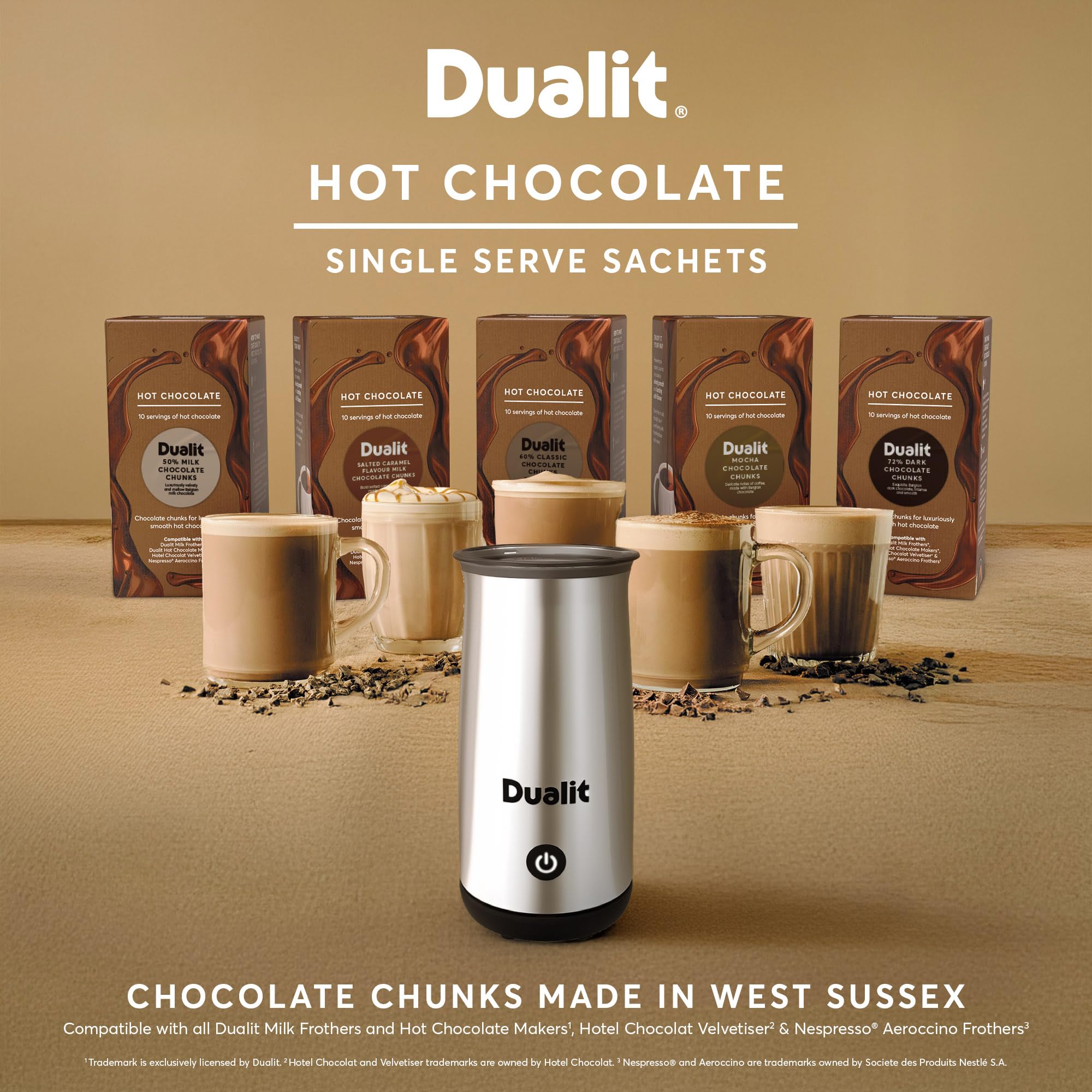 Dualit Macchina per cioccolata calda e montalatte - Capacità 250 ml - Polvere, bottoni e cioccolato grattugiato - Vellutata in 3 minuti - Caraffa senza fili - Cromato