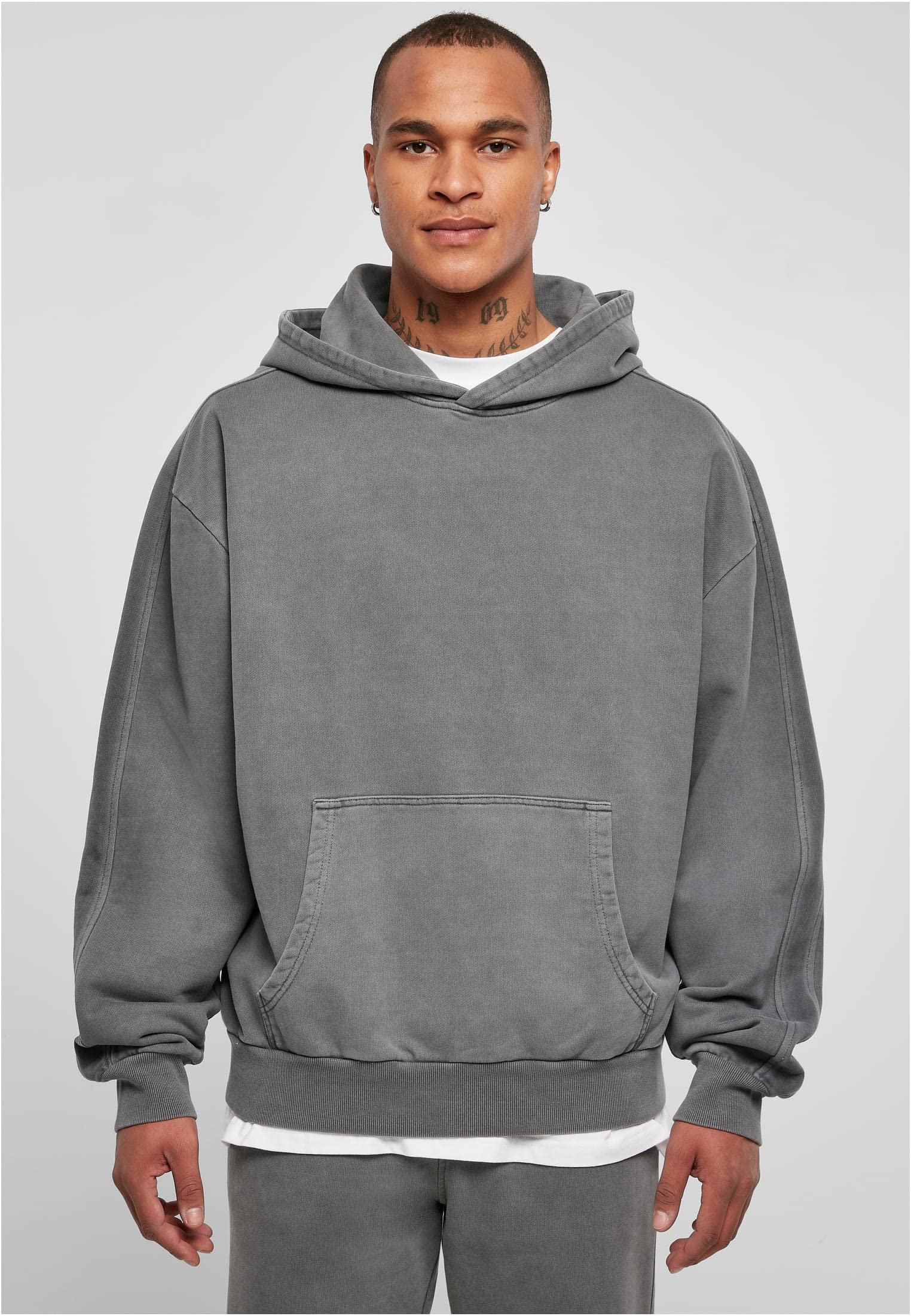 Urban Classics Felpa con Cappuccio Heavy Terry Garment Dye Maglia di Tuta Uomo (Pacco da 1)