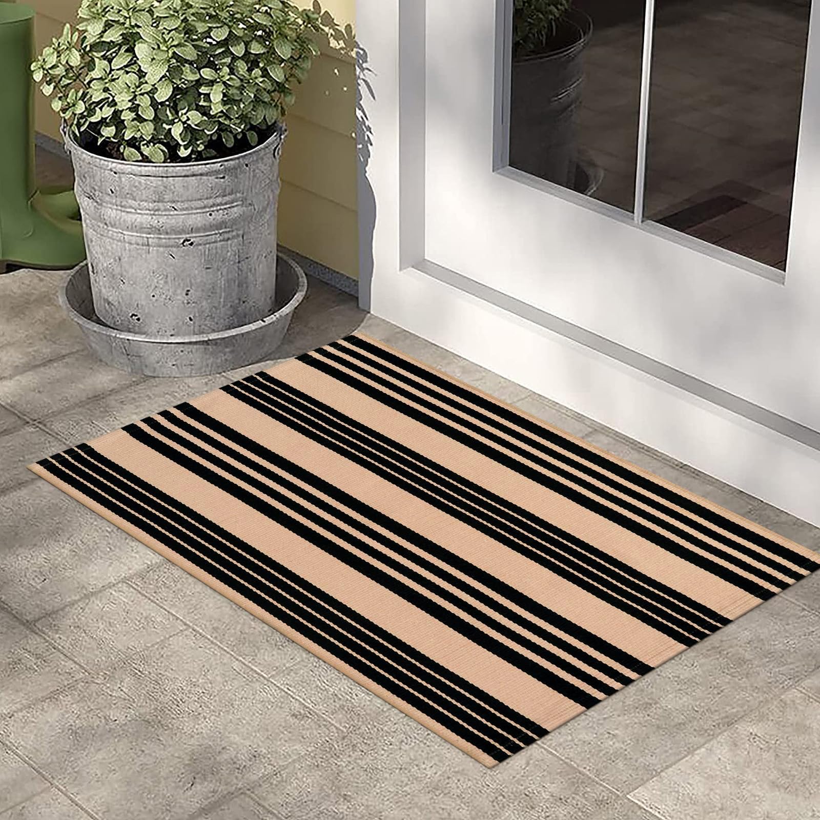 Black and Tan Striped Outdoor Rug, 2'x3' Cotton Modern Hand-Woven Reversible Front Porch Rug Door Mat Welcome Layered Doormat Washable Indoor Carpet