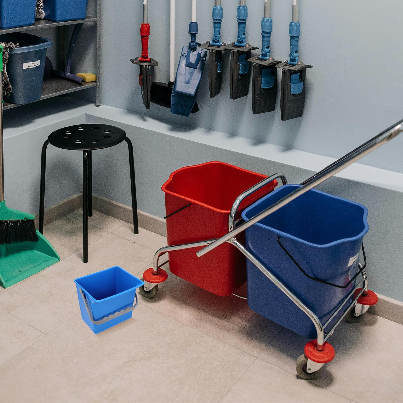 Veemoon Secchio per Pulizie in Plastica Blu da 2 l con Scala Graduata e Design Capiente, per Auto e Suv, Contenitore per Rifiuti e Strumenti di Pulizia