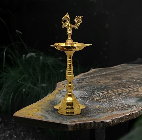 Vista 8 de SATVIK Juego de 2 piezas de 10.3 pulgadas de latón de pie con diseño de pavo real Kerala Samai Deepak Puja tradicional Panchmahal Pooja Deepam Diya