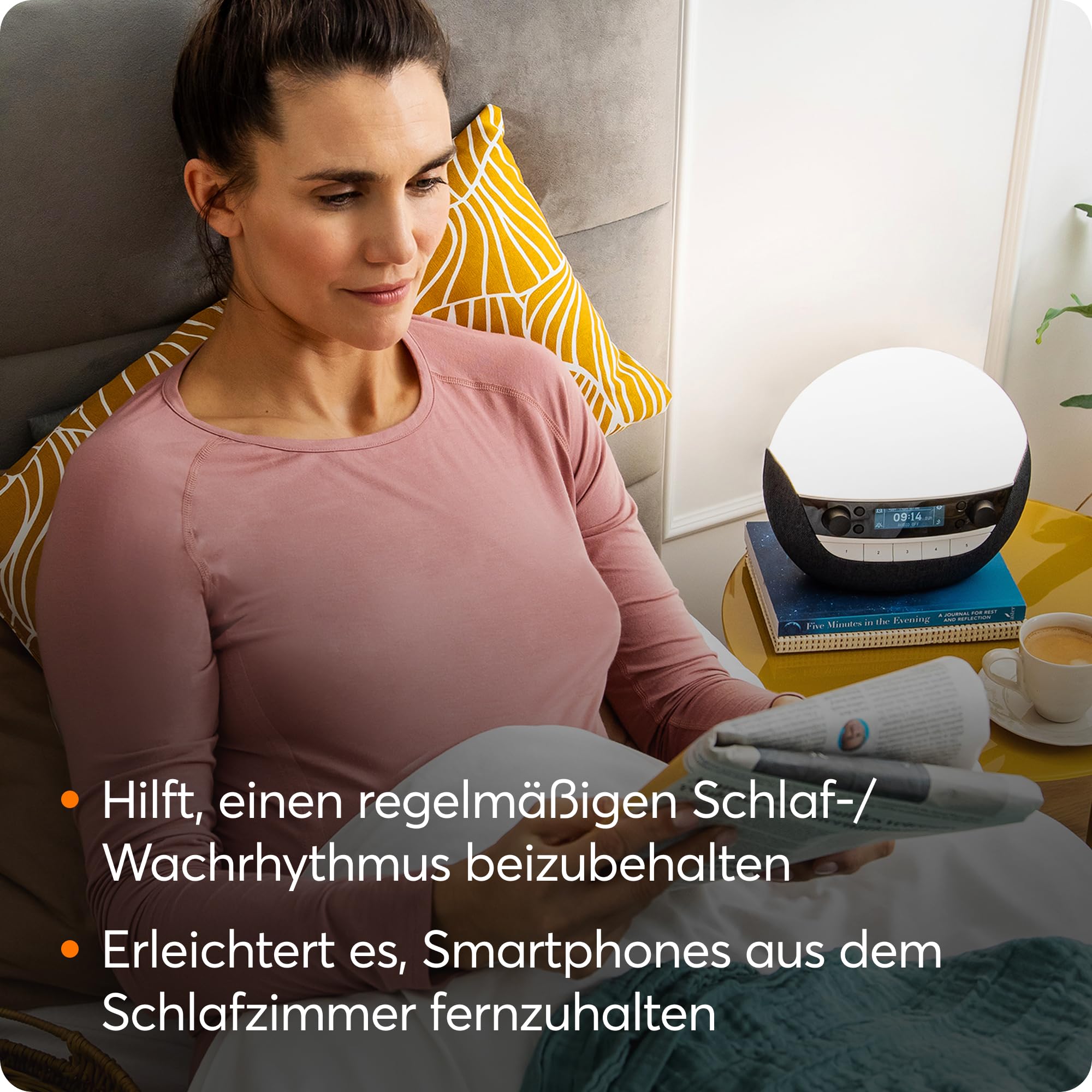 Lumie Bodyclock Luxe 750DAB - budzik świetlny, radio DAB, głośnik Bluetooth i niewielkie niebieskie światło na czas snu