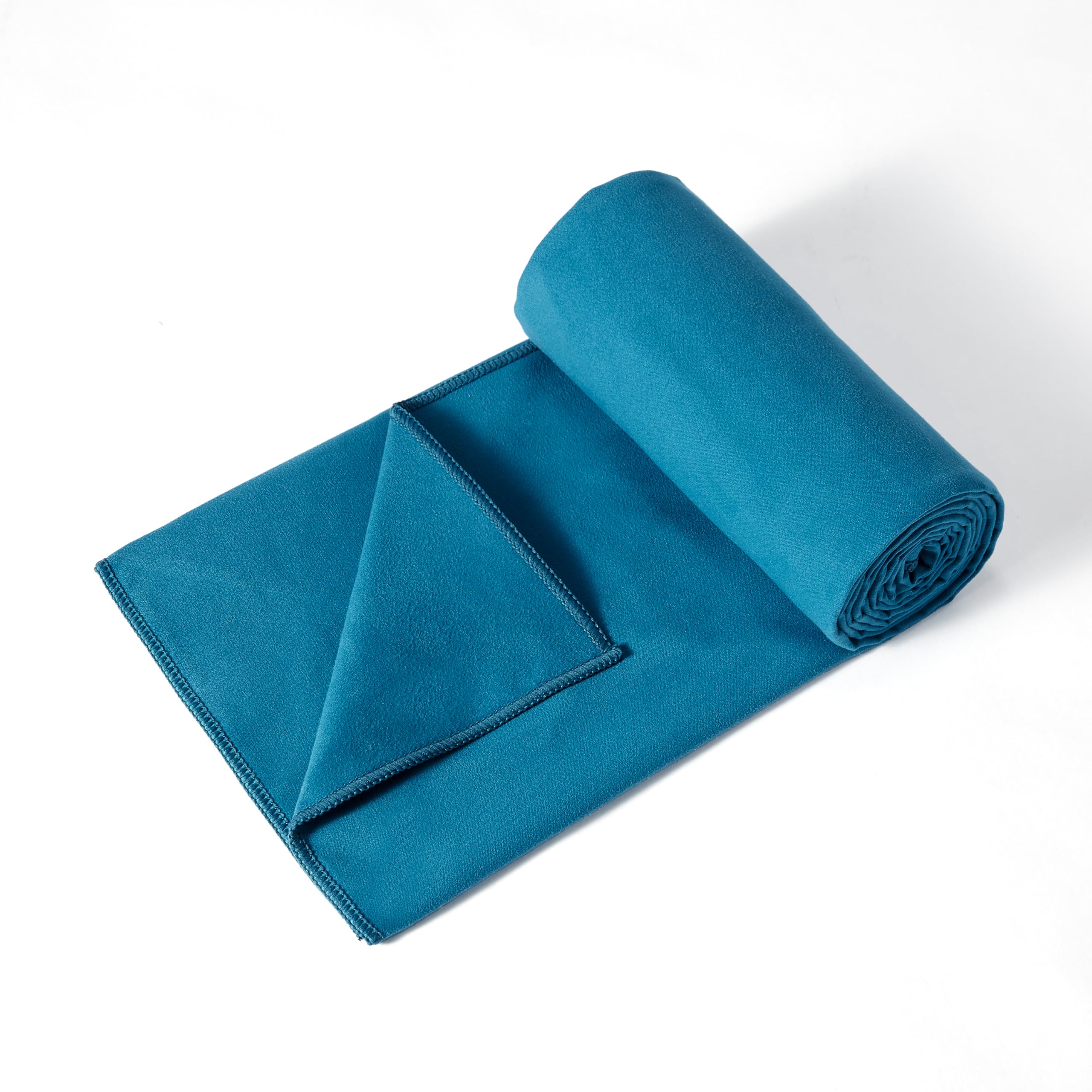 Amazon Basics Hot Yoga Mat Towel, Soft Microfiber, Non-Slip, Absorbent, 188 cm x 61 cm, Aqua