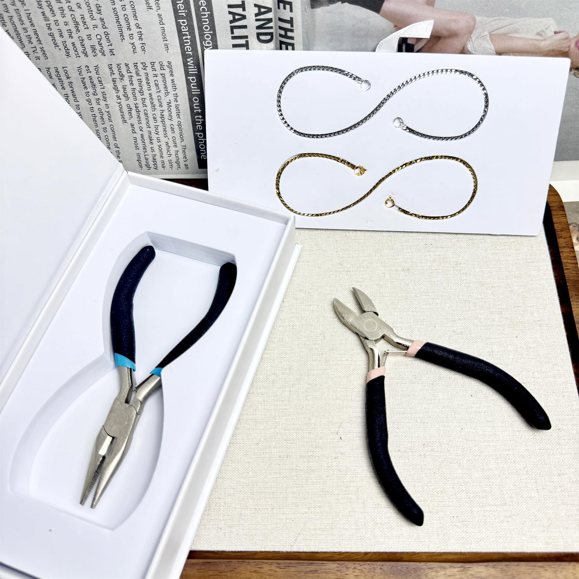 Kwkppz Set di 4 braccialetti permanenti con chiusura a forma di cuore, per coppie, amicizia e famiglia, regalo unico per anniversario, San Valentino, compleanno, per lui e per lei