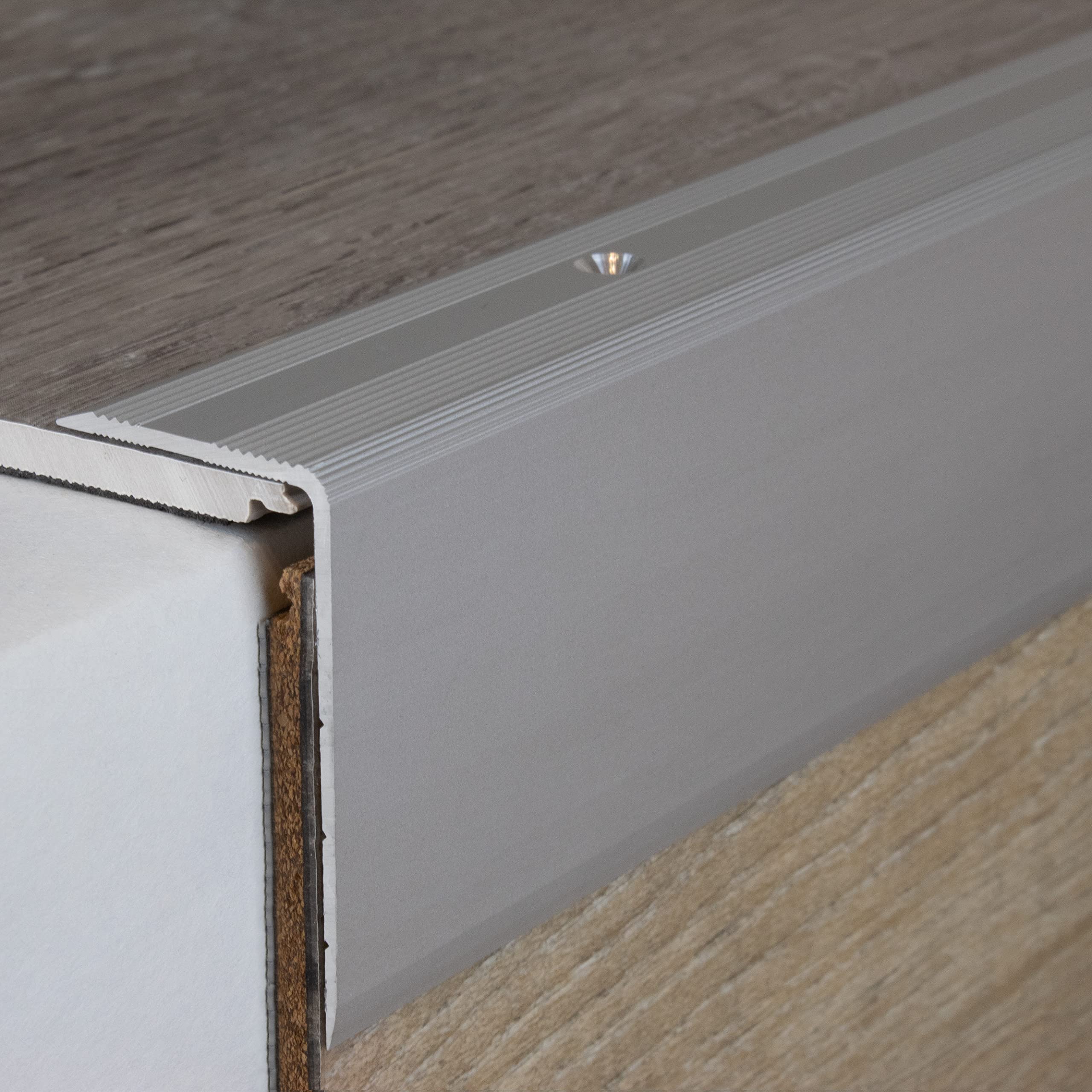PROVISTON | Treppenkante | Aluminium | Silber | Breite 30 mm | Höhe 52 mm | Länge 1000 mm | Gebohrt | Treppenkantenprofil | Treppenwinkel | Winkelprofil | Kombiwinkel | 1 Stück