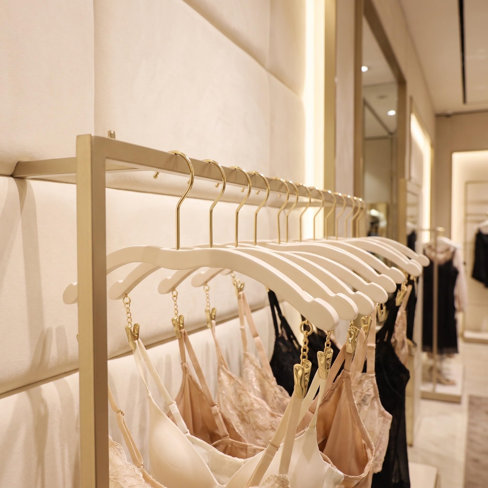 10 Perchas para lencería con Clip de Metal Dorado para Bralettes y