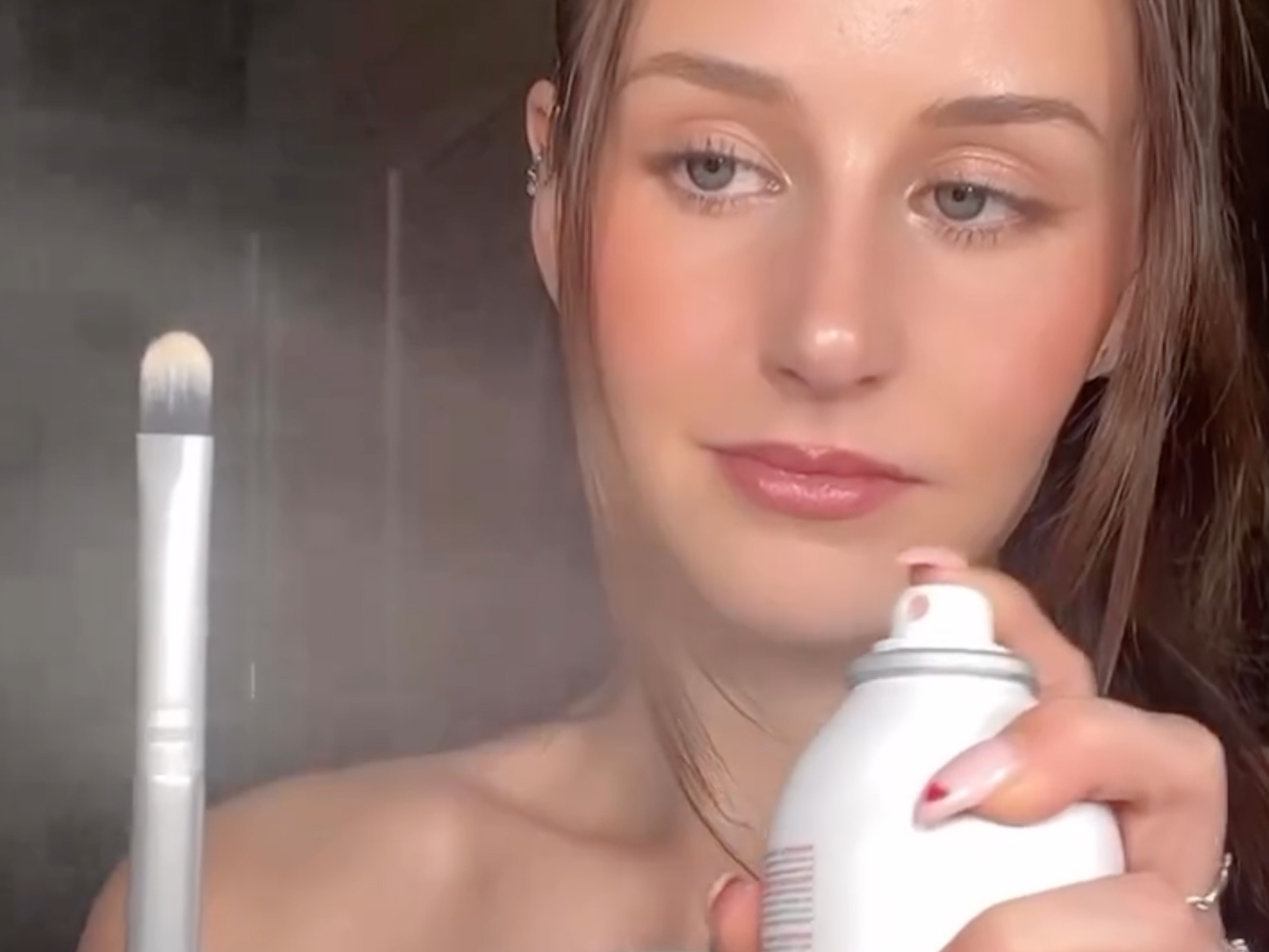 Evian Facial Spray 24/7 Kit - Hydrating Mineral Water Mist for Face & Skin - Refreshes Makeup, Sets, & Tones - Travel-Friendly Sizes for Daily Moisture Boost