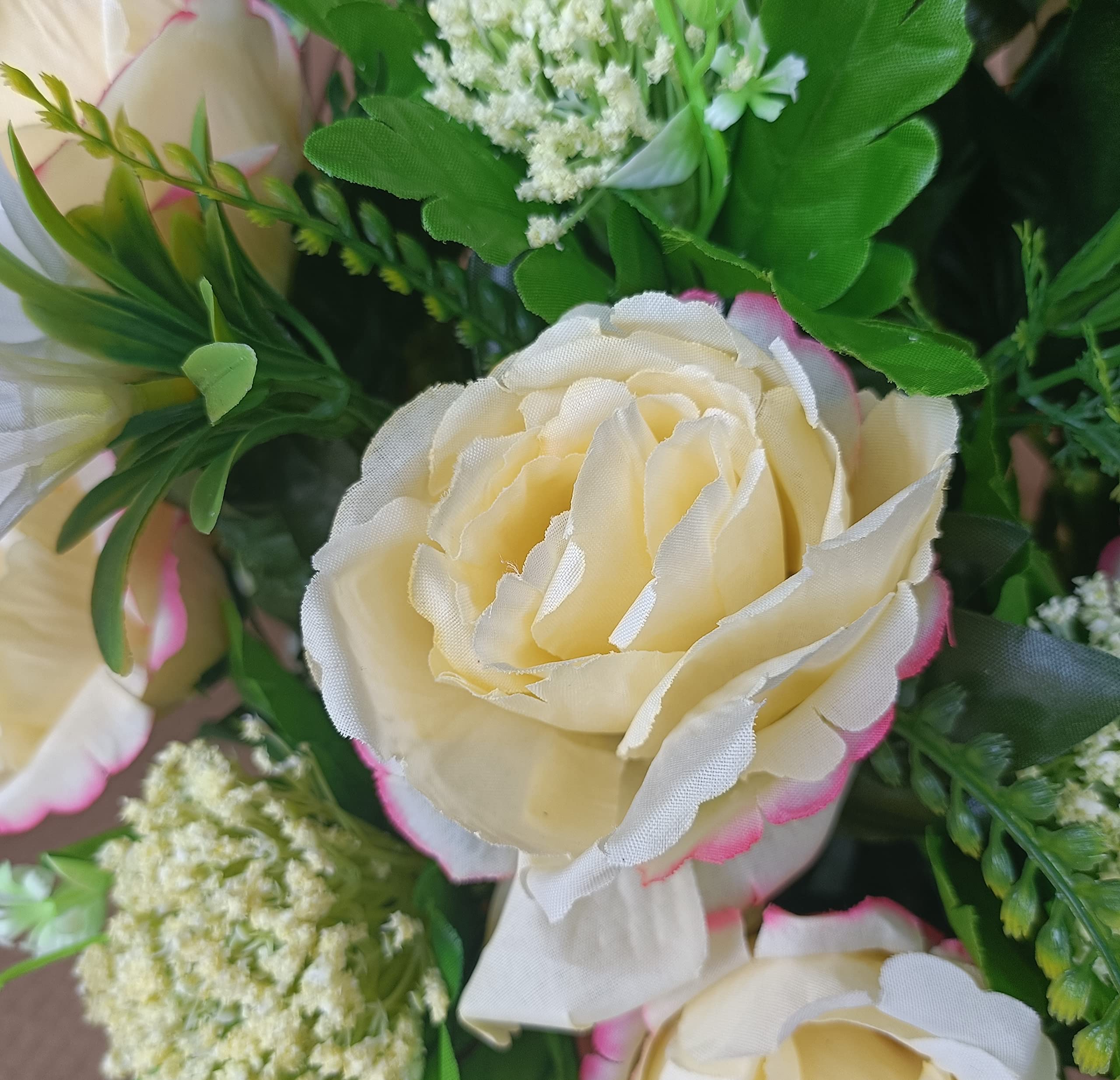 DRW Centro de Flores Artificiales Cementerio, Santos, Aniversarios Rosas Amarillas y campanillas Blancas 55 cm Ancho x 60 cm Altura x 25 cm Profundidad (Aprox)