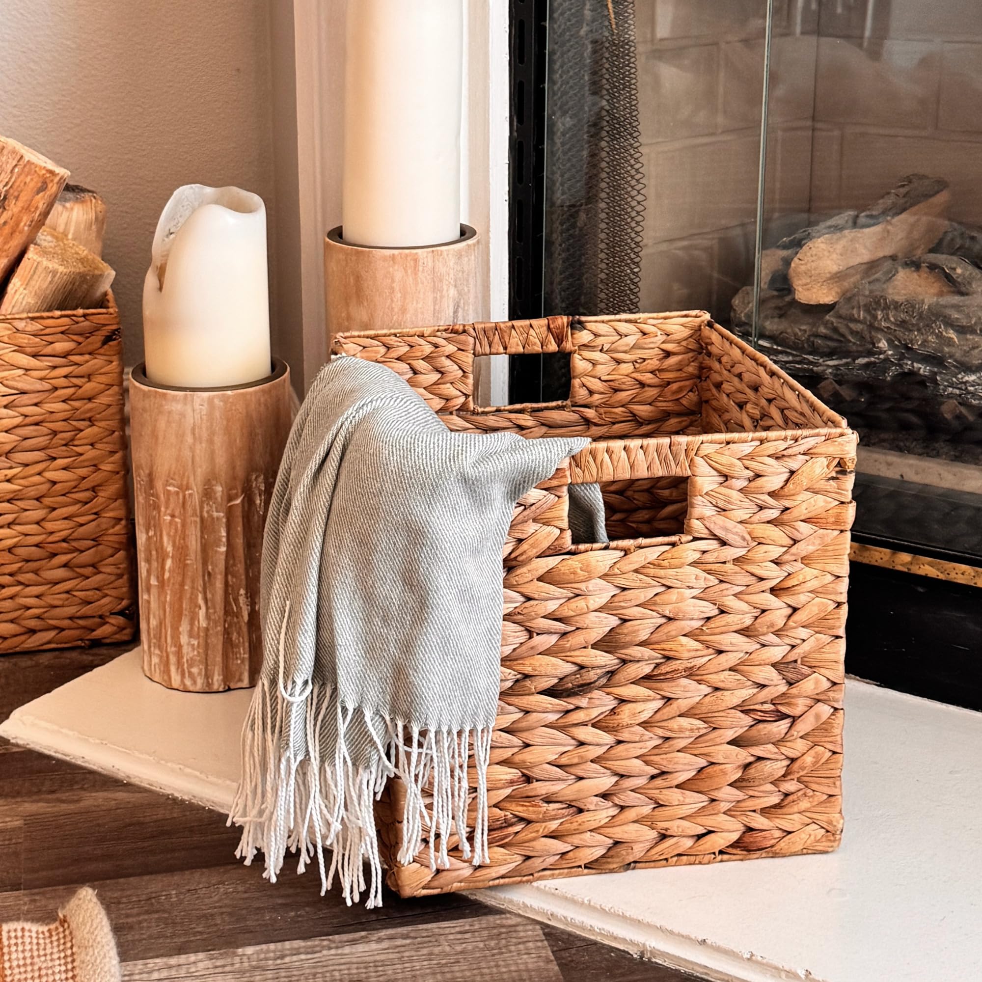 Yankee Trader Dekorative handgewebte Wasserhyazinthe Wicker Storage Baskets, Set von sechs 13x11x11 Baskets Perfekt für Einheiten Regal