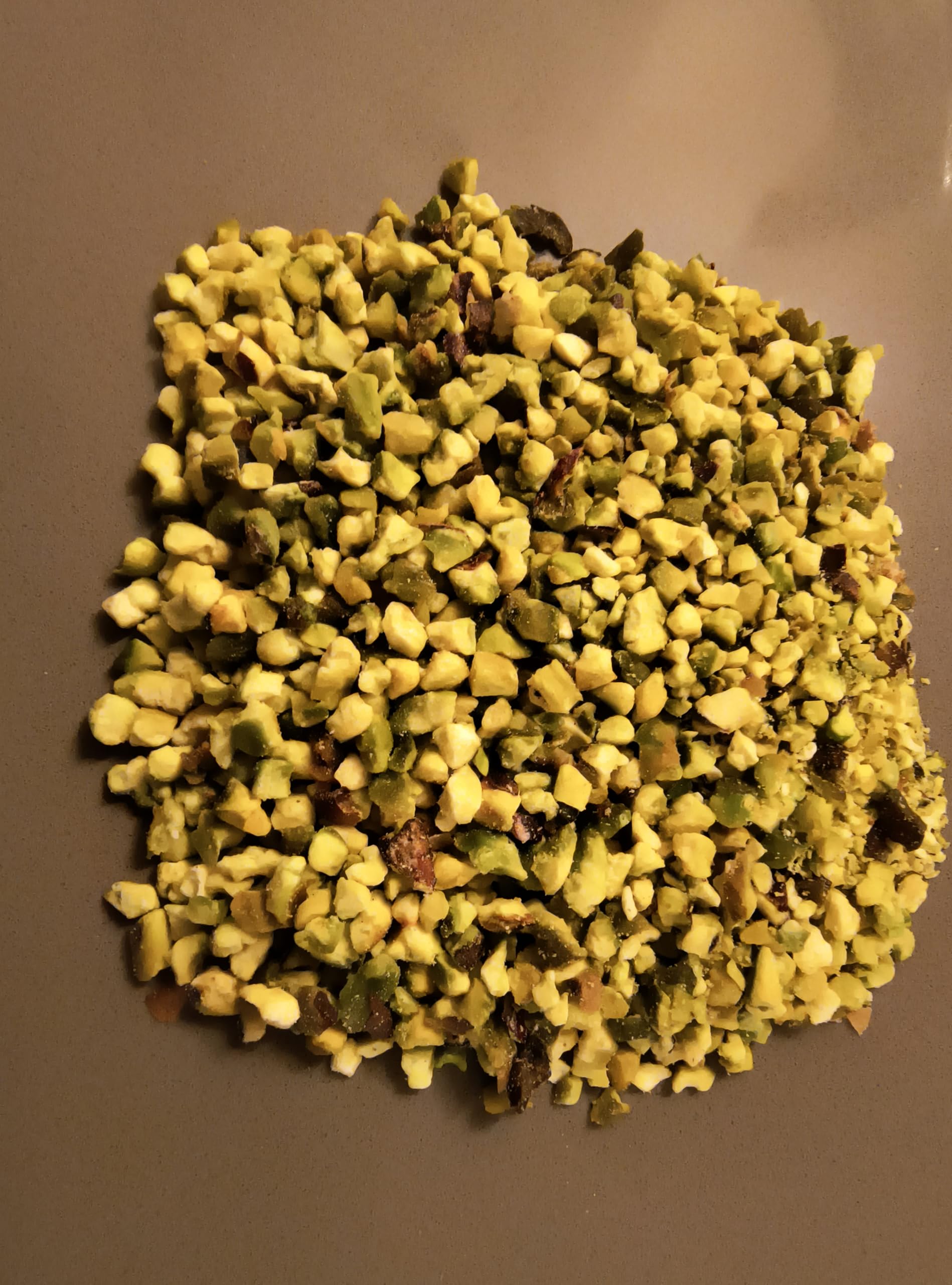 Pistazien gehackt, kleine Würfel, 1 kg Beutel
