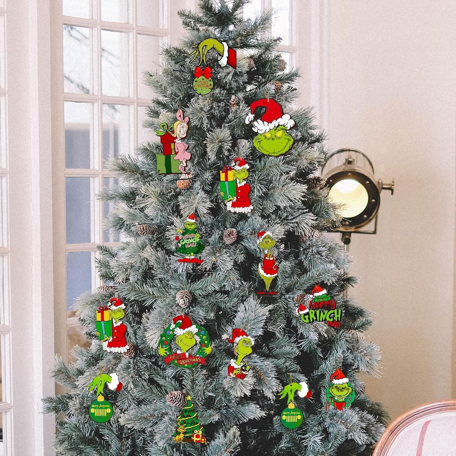 Christmas Tree Decorations, 36pcs 2025 New Wooden Ornaments Set with Unique Cute Designs for Xmas Tree Topper, Home Indoor Holiday Decor, Hanging Ornaments for Christmas