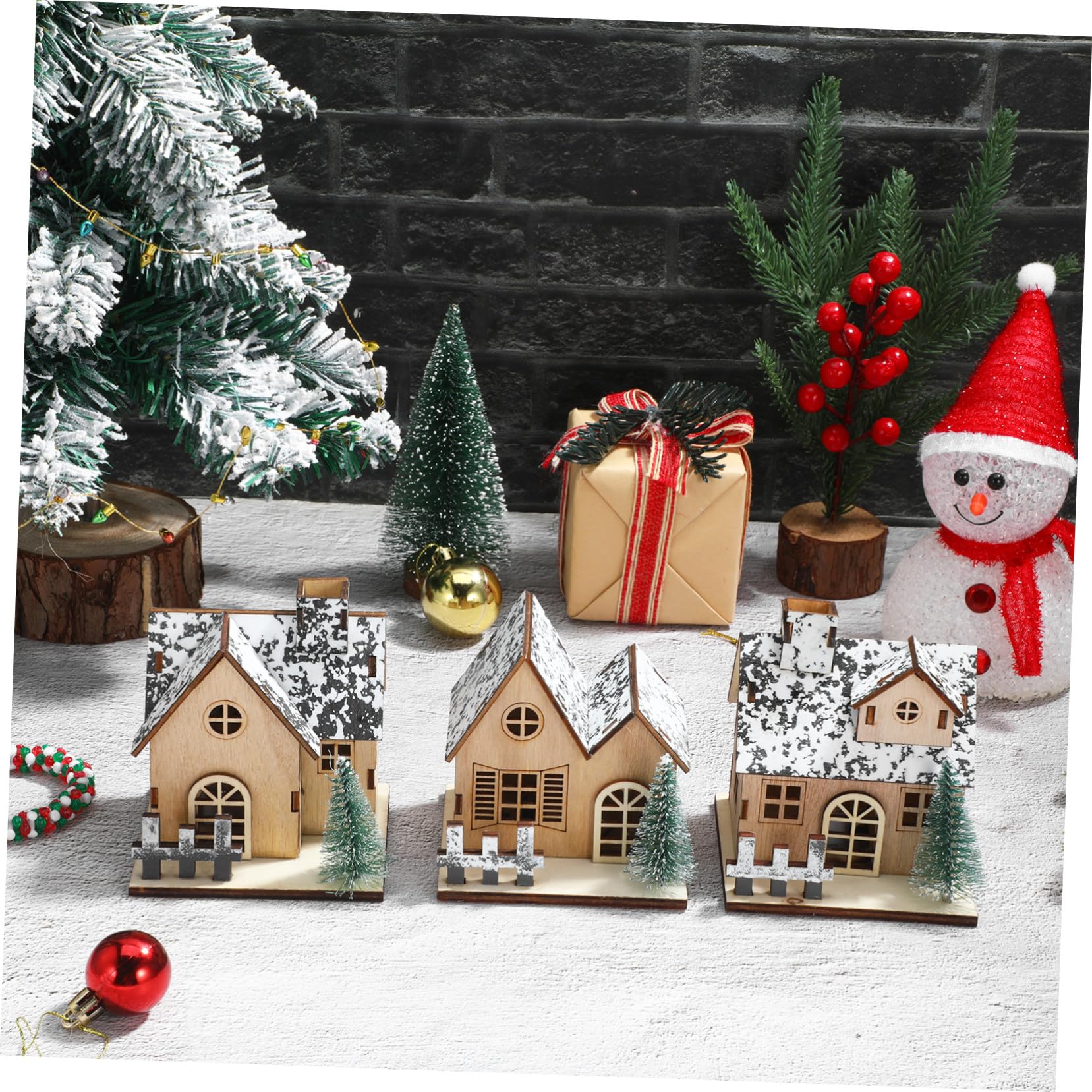 KOMBIUDA 3pezzi Casetta di Natale in Legno Set di Villaggio Natalizio Mini Case di Legno Decorazioni per Tavolo Case Illuminate