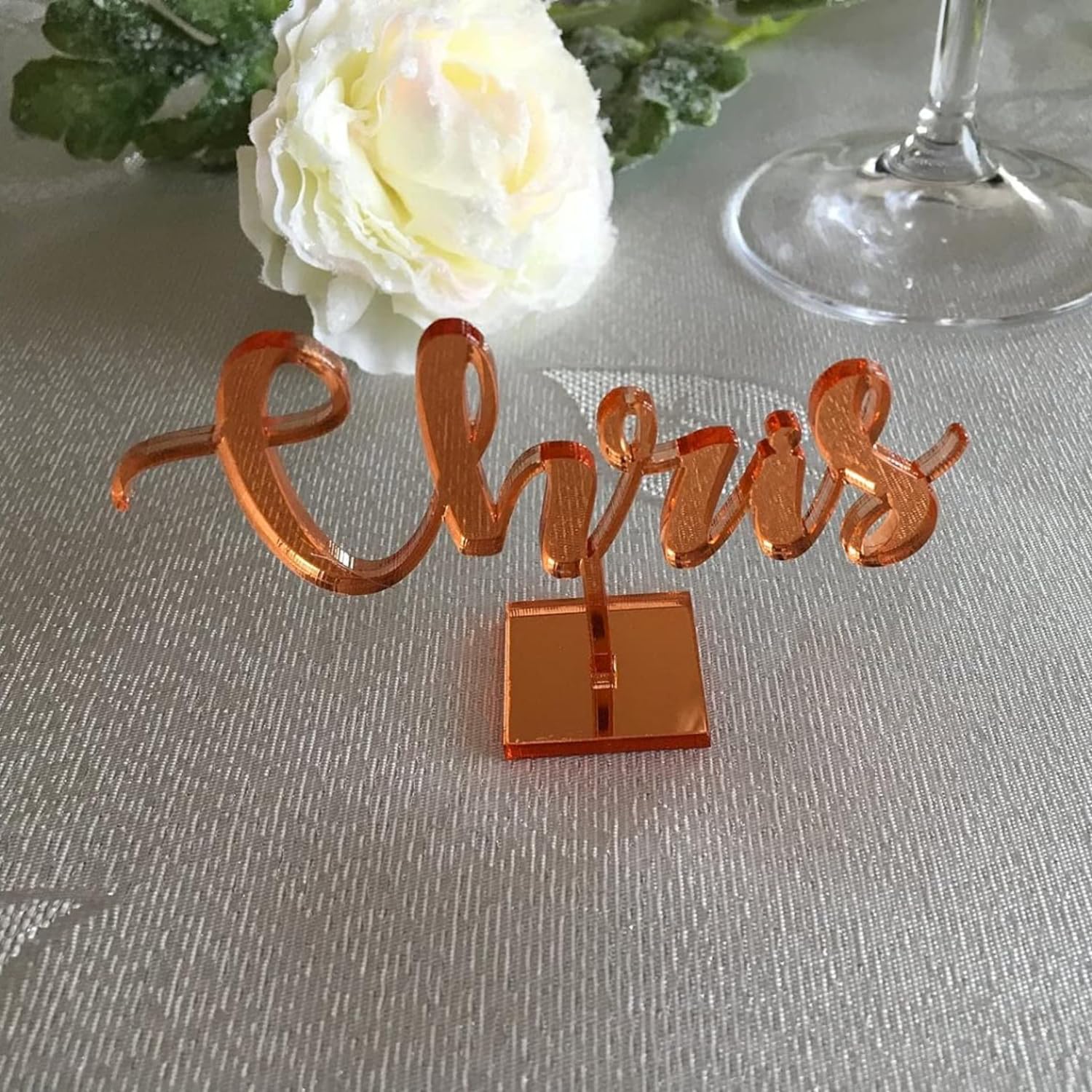 Nombres Decorativos Personalizados cortados con láser, Madera o acrílico Tarjetas de mesa acrílicas independientes, Tarjetas de mesa, Marcasitios de boda con nombres en cursiva,Señales independientes