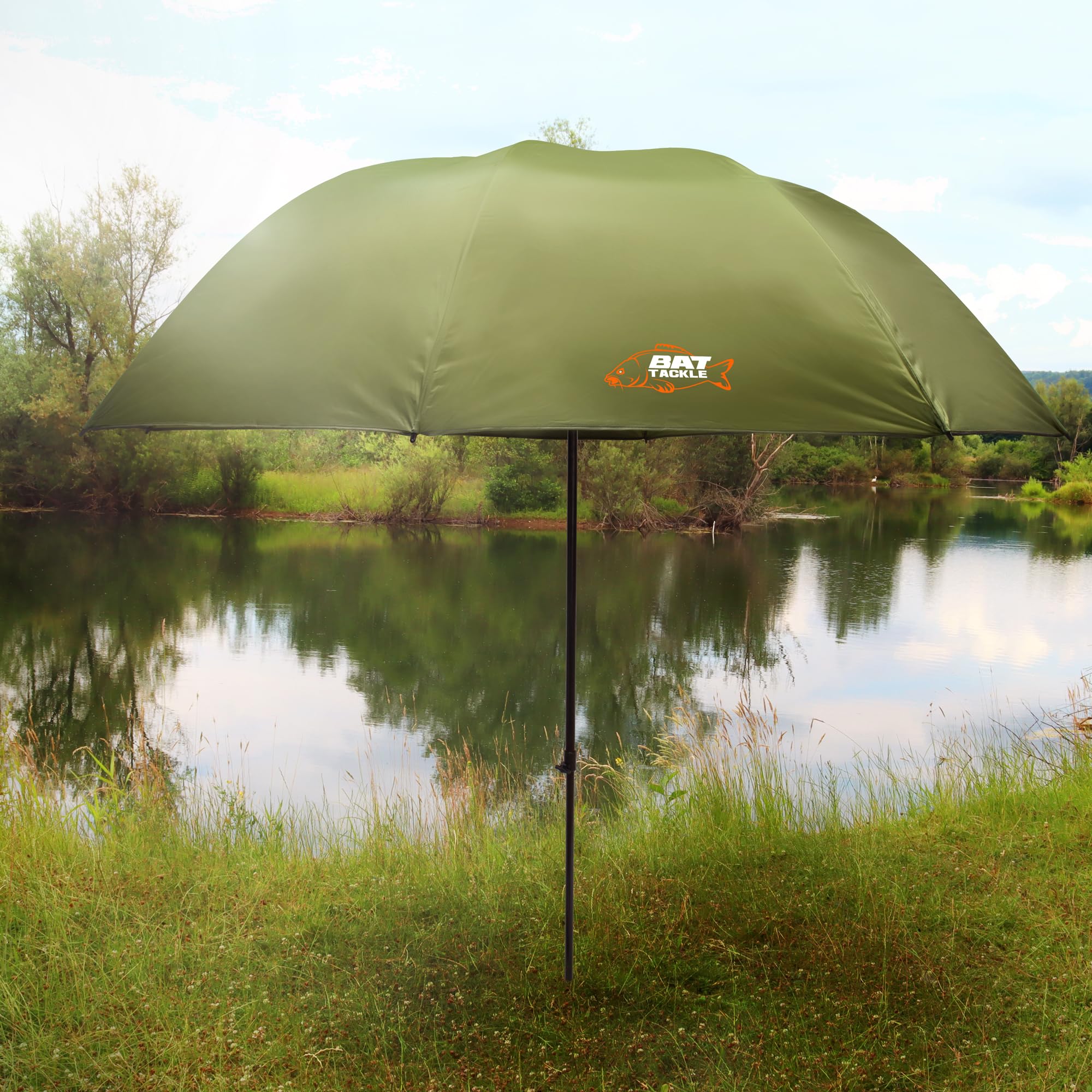 Nubrolly Angelschirm – Wasserdichtes PVC – 250cm oder 300cm Bogenmaß – 45° Neigungswinkel – Robuster Schirm für Angler – Inkl. Aluminiumstange – Sturmfest & UV-Schutz – Olivgrün