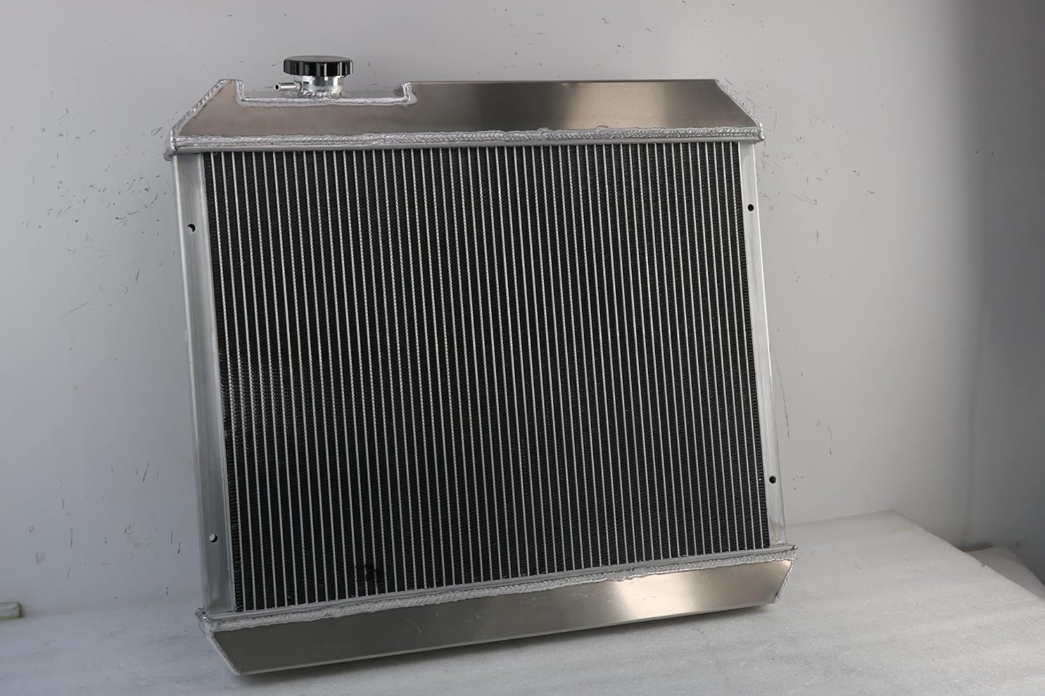 CU284 DPI284 Aluminum Radiator for 1961-1966 Chevy C10 C20 C30 K10 K20 Panel Pickup Suburban, GMC 1000 1500 2500 G1000 Series, Oldsmobile Cutlass F85, Pontiac (3 Row Radiators+16''Fan Shroud+Relay)