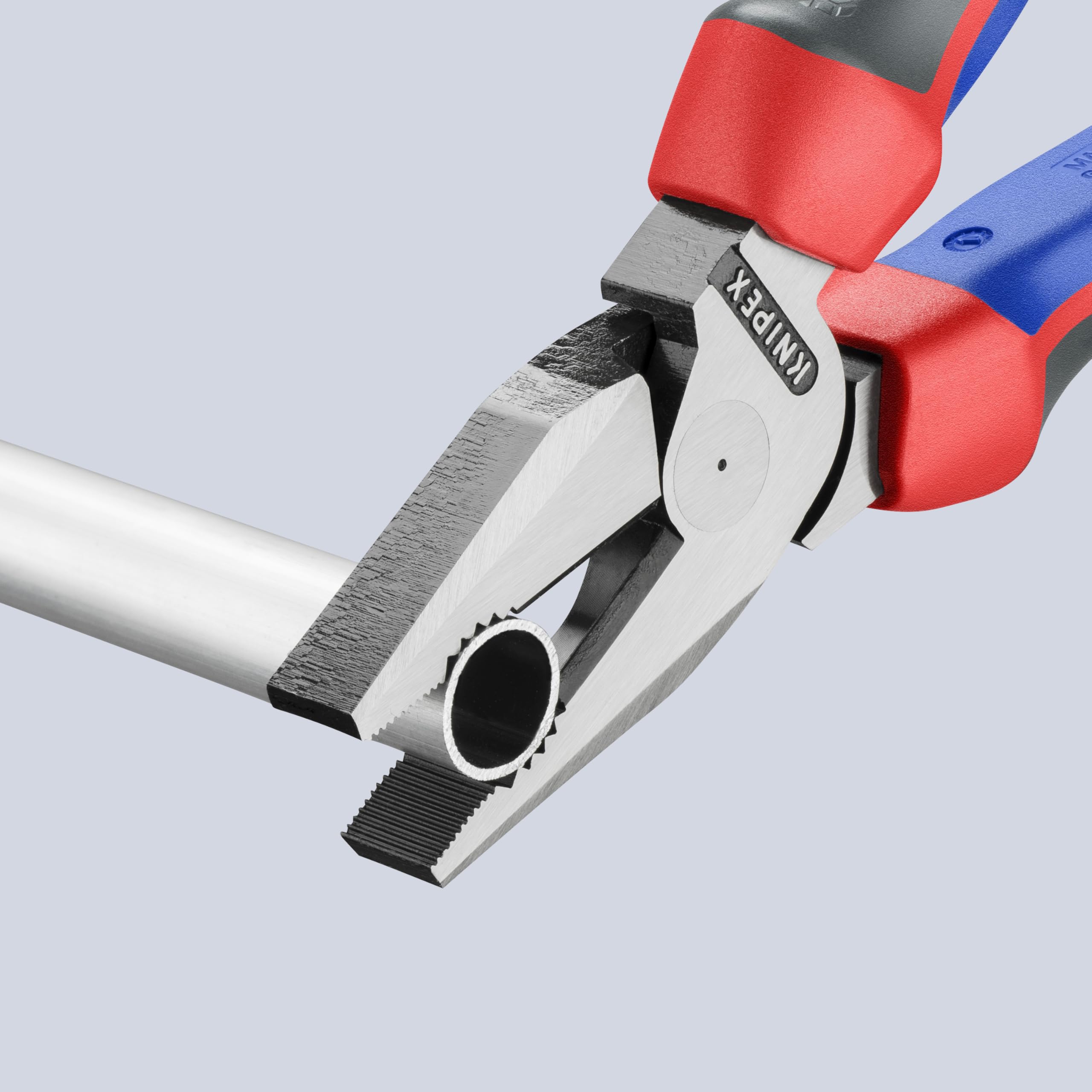 KNIPEX Szczypce uniwersalne o zwiększonym przełożeniu w opakowaniu z zawieszką z rękojeściami Comfort 225 mm, 02 02 225 SB