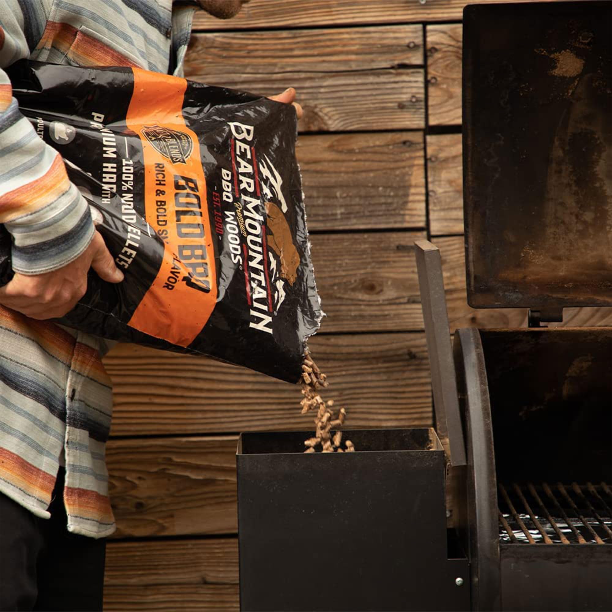 BEAR MOUNTAIN Premium BBQ WOODS Craft Blend Bold BBQ, torba 9 kg