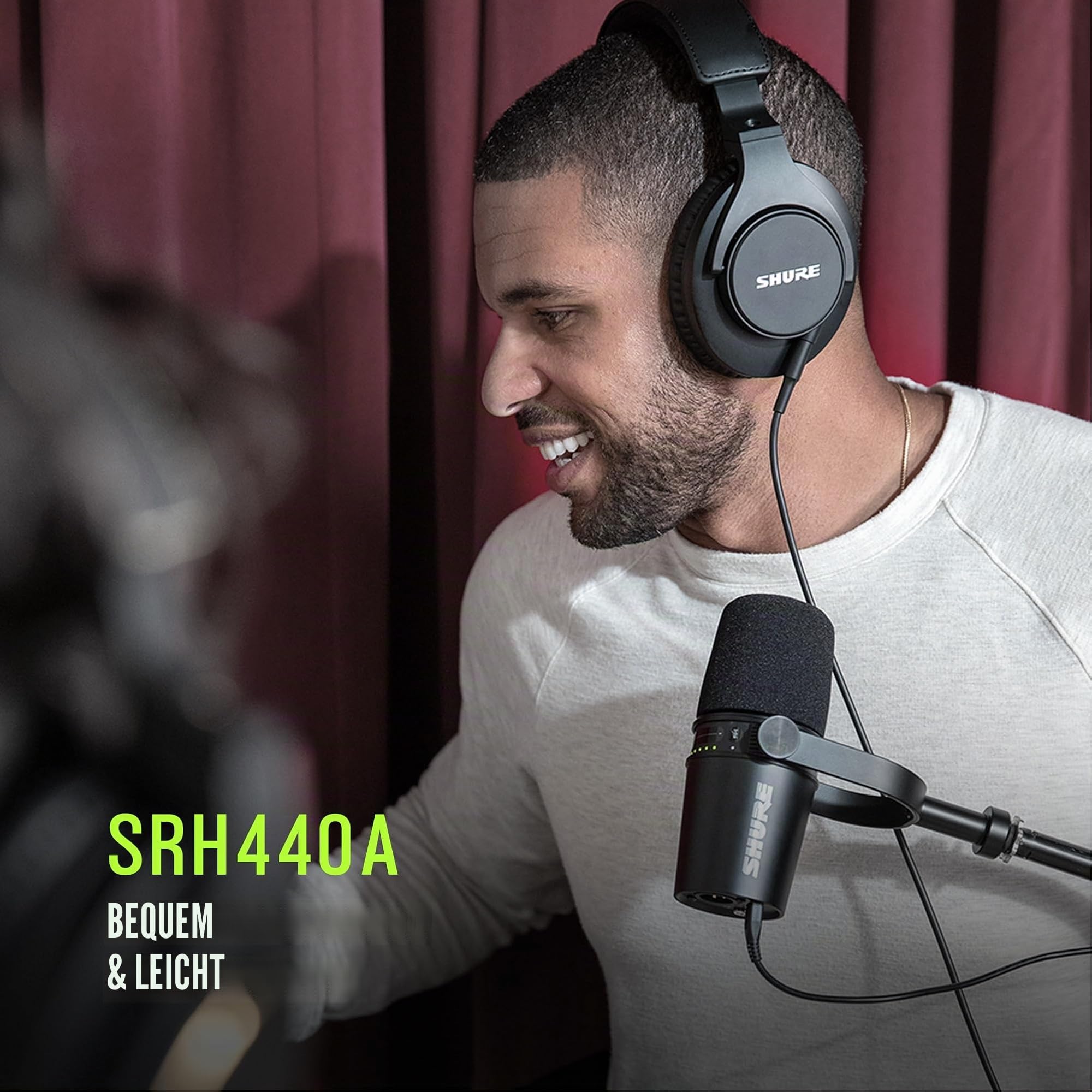 Shure SRH440A Over-Ear-Kopfhörer mit Kabel zur Überwachung und Aufnahme, professionelle Studio-Qualität, funktioniert mit Allen Audiogeräten, verstellbares und faltbares Design – 2022 Version