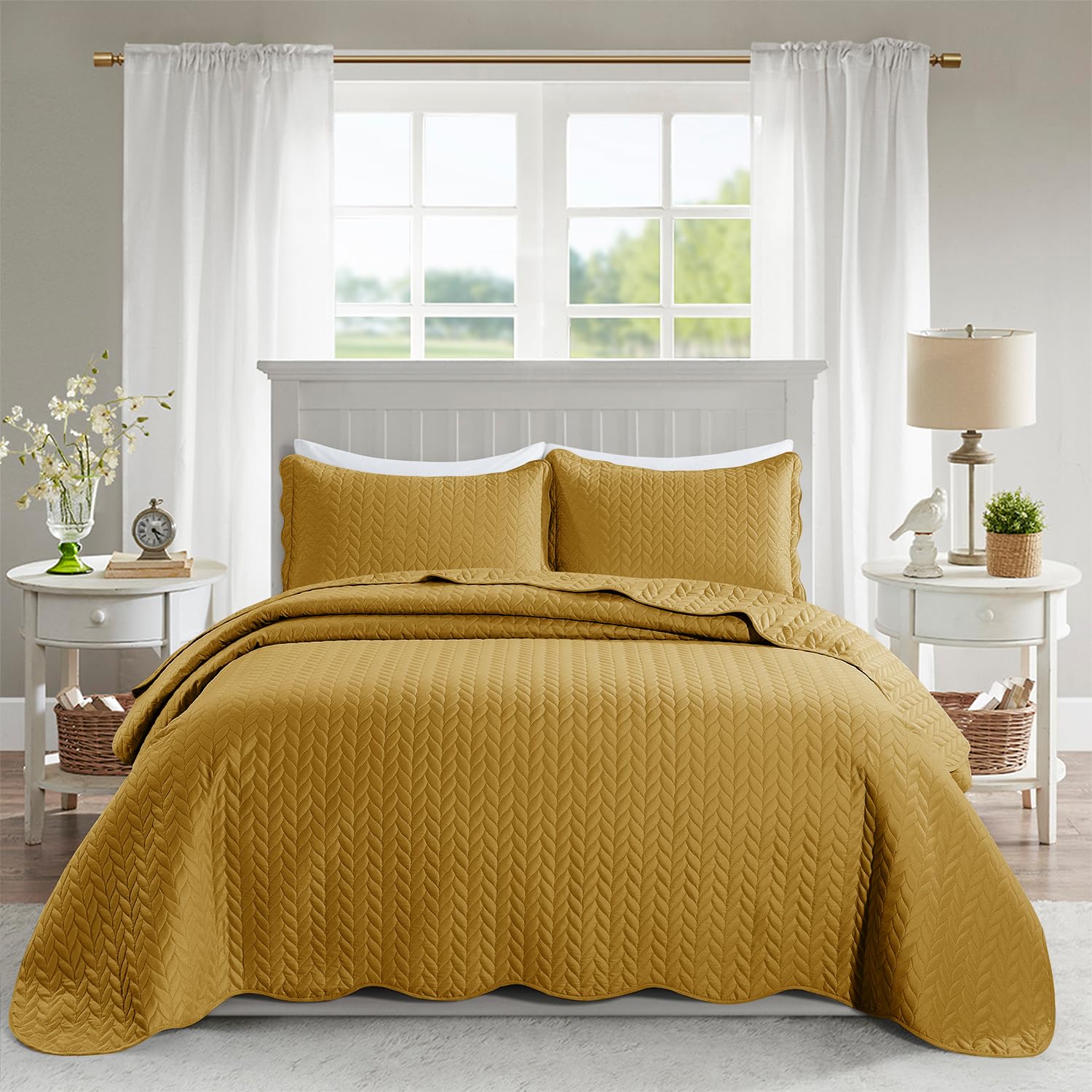 MOONLIGHT20015 Bedspreads Quilts Queen Size Bedding Set (90" x 96") - 2 Pillow Shams (20" x 26"+ 2") - All Season Lightweight Reversible 3 Pcs Microfiber Coverlet Embossed Quilt Bedspreads (Ochre)