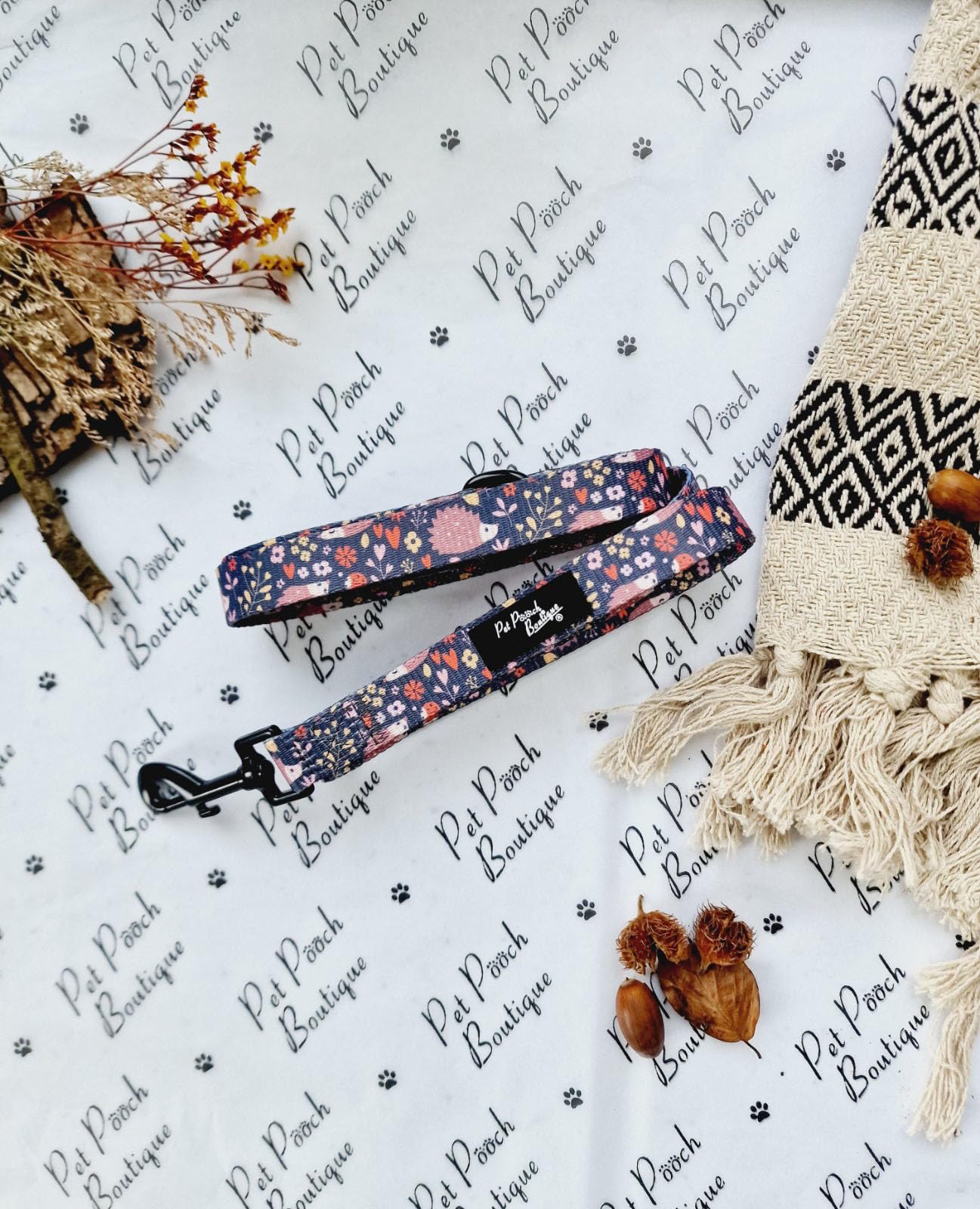 WOODLAND HEDGEHOG DOG LEAD - REVERSIBLE, brown
