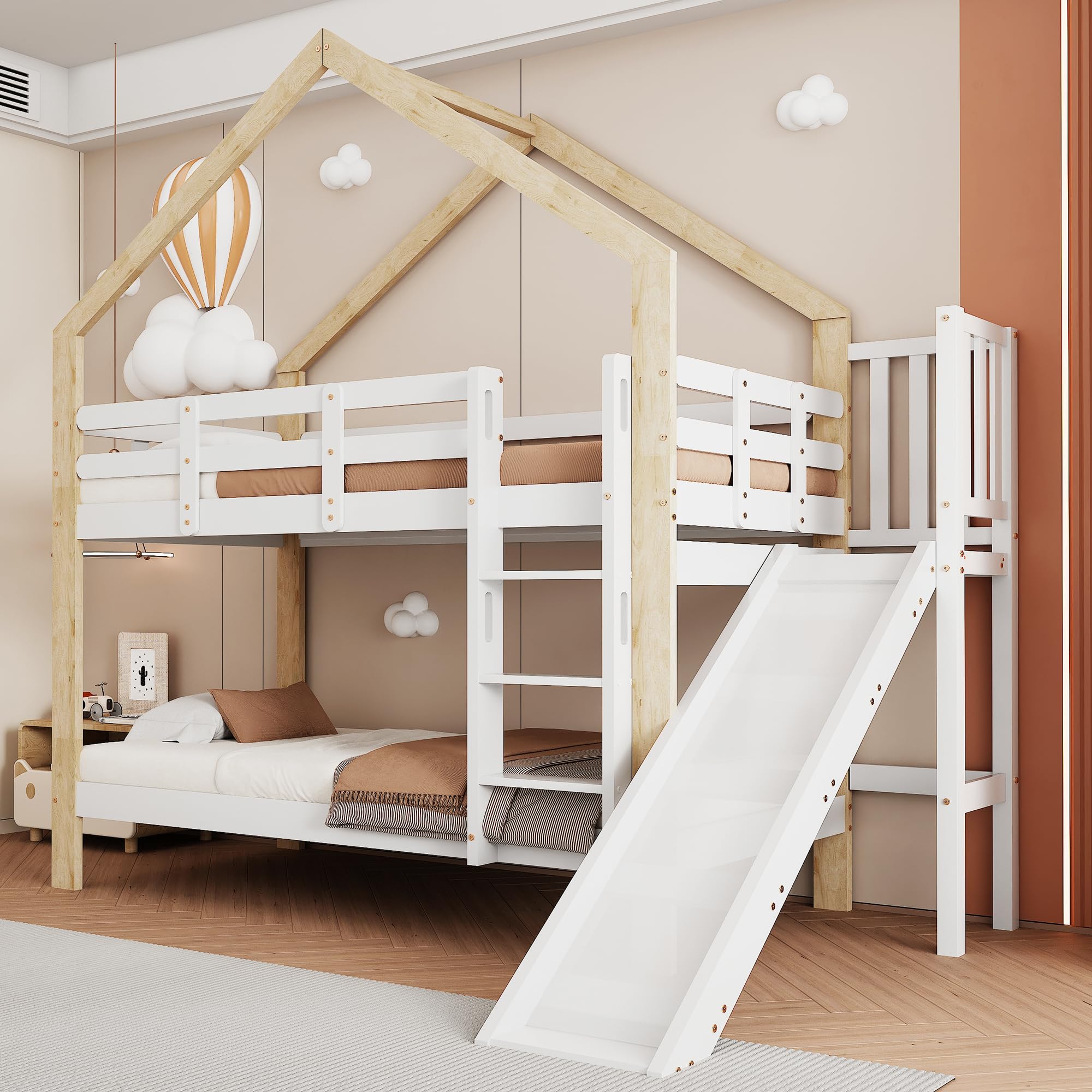 Letto a castello con scivolo e scaletta angolare a tre gradini, letto a casetta con protezione anticaduta, lettino per bambini, telaio letto in legno massello, bianco+naturale, 90x200 cm