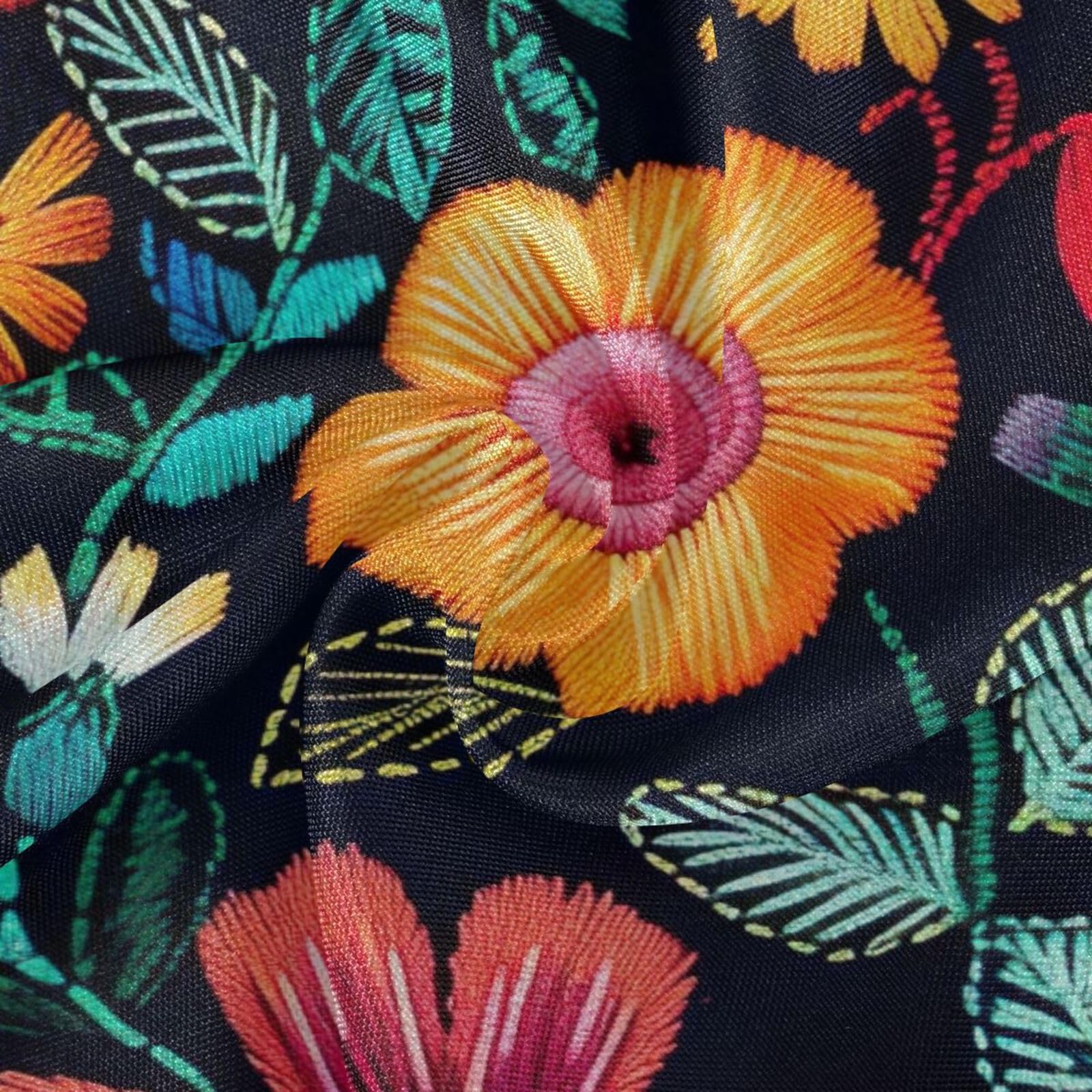 Wajiw 60 Inch Indoor Outdoor Round Tablecloth with Umbrella Hole and Zipper Waterproof Patio Table Cover for Camping Dining Room Party Outdoor Picnic,Floral