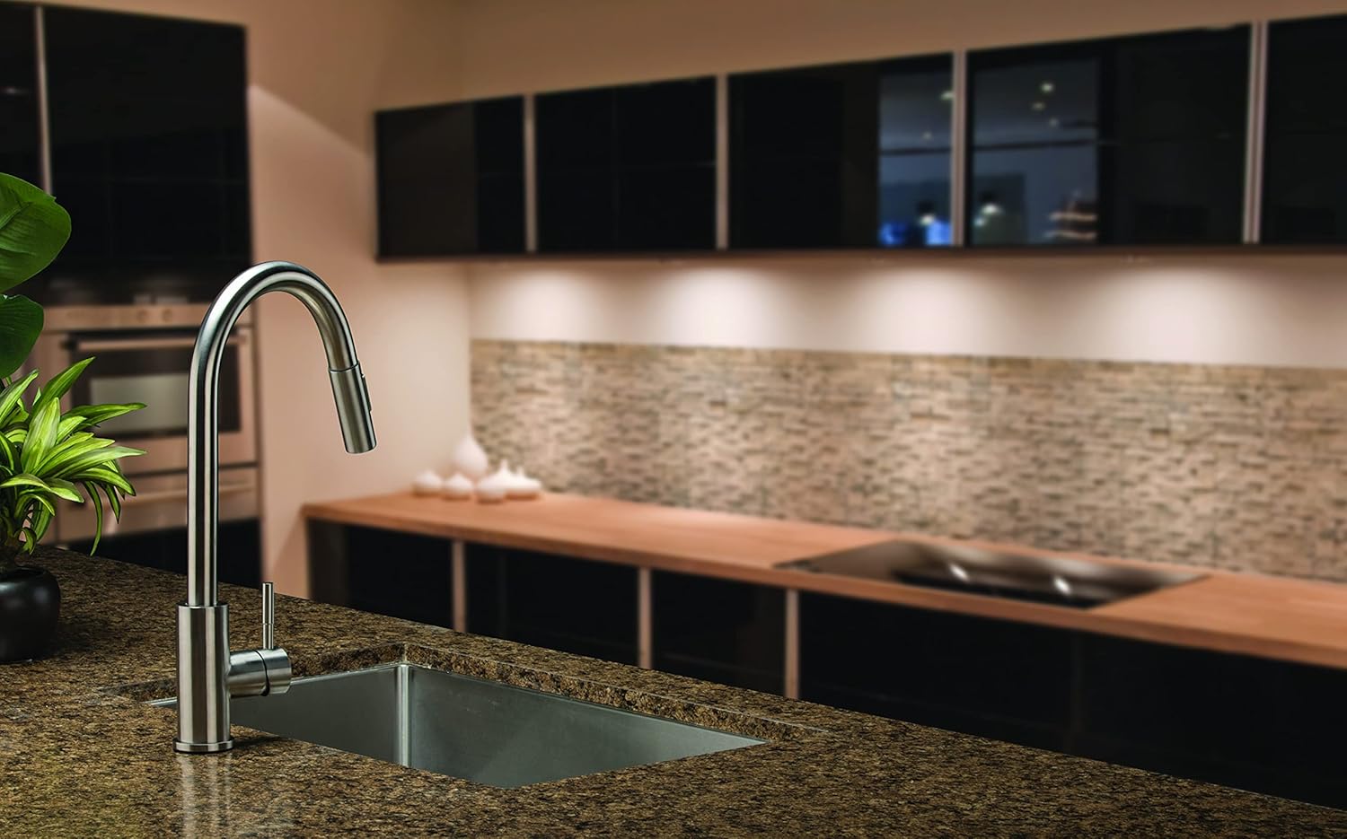 Stainless Steel Bullet Pull-Down Kitchen Faucet with Lever Handle