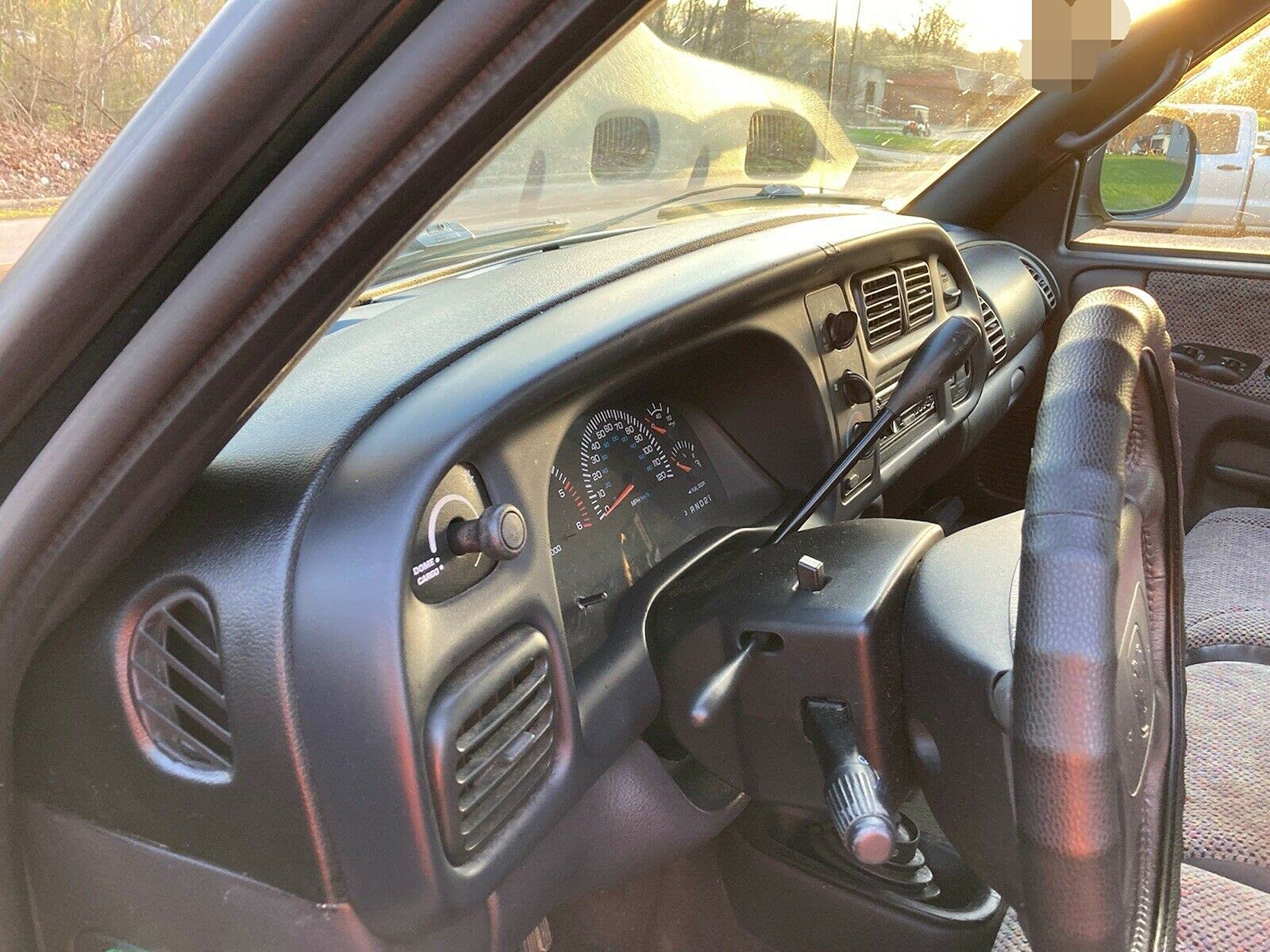 Dashboard Cover RAM 1500ピックアップトラック成形ダッシュボードパッドキャップカバーオーバーレイ9802に合う Fit