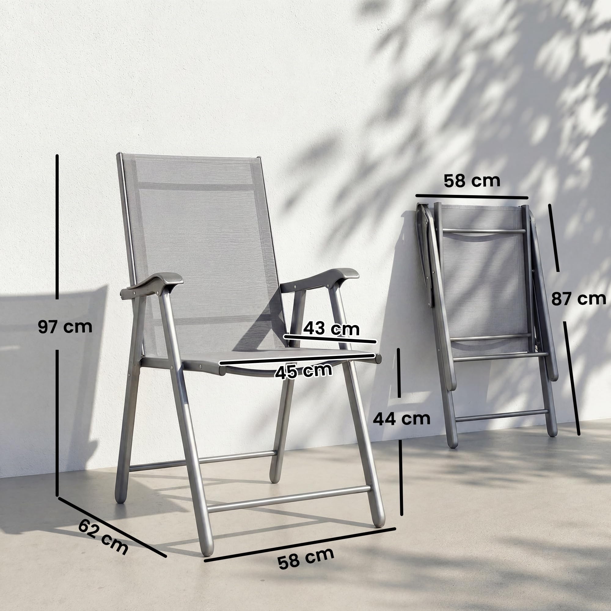 Outsunny Pack de 4 Sillas de Camping Plegables, Sillas de Jardín Exterior con Respaldo Alto y Reposabrazos, Tela Textilene Transpirable y Marco de Acero para Terraza, Playa, 58x62x97 cm, Gris Claro