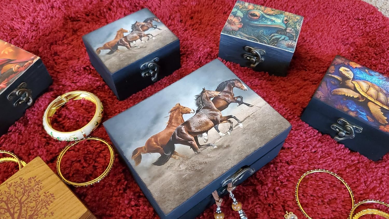 JB&C Premium Horse Jewelry Trinket Keepsake Box. Animal Home Decor, Gifts for Horse Lovers (5.75in HS)